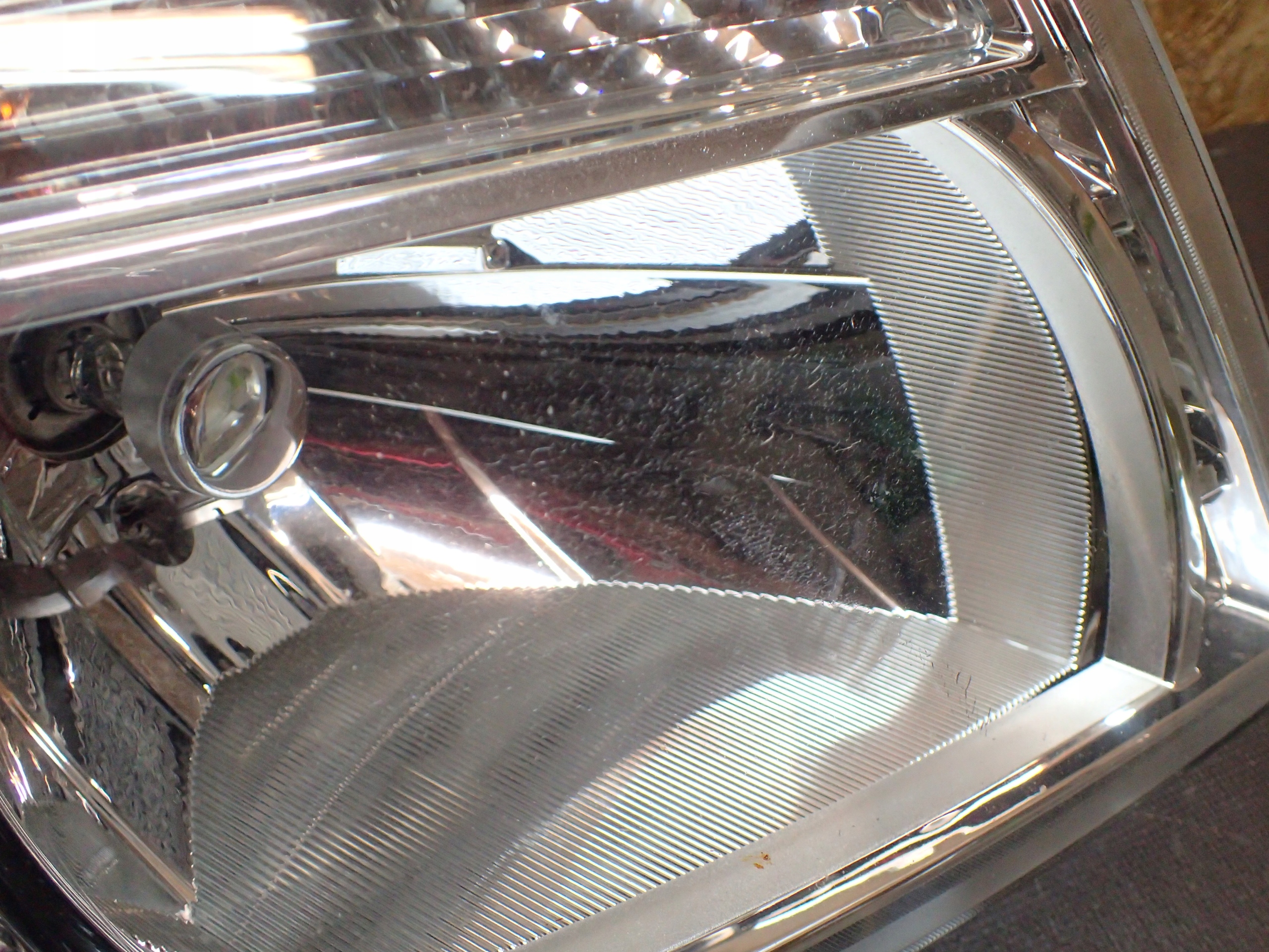 LIGHT FRONT RIGHT NISSAN NAVARA PATHFINDE D40 LIFT