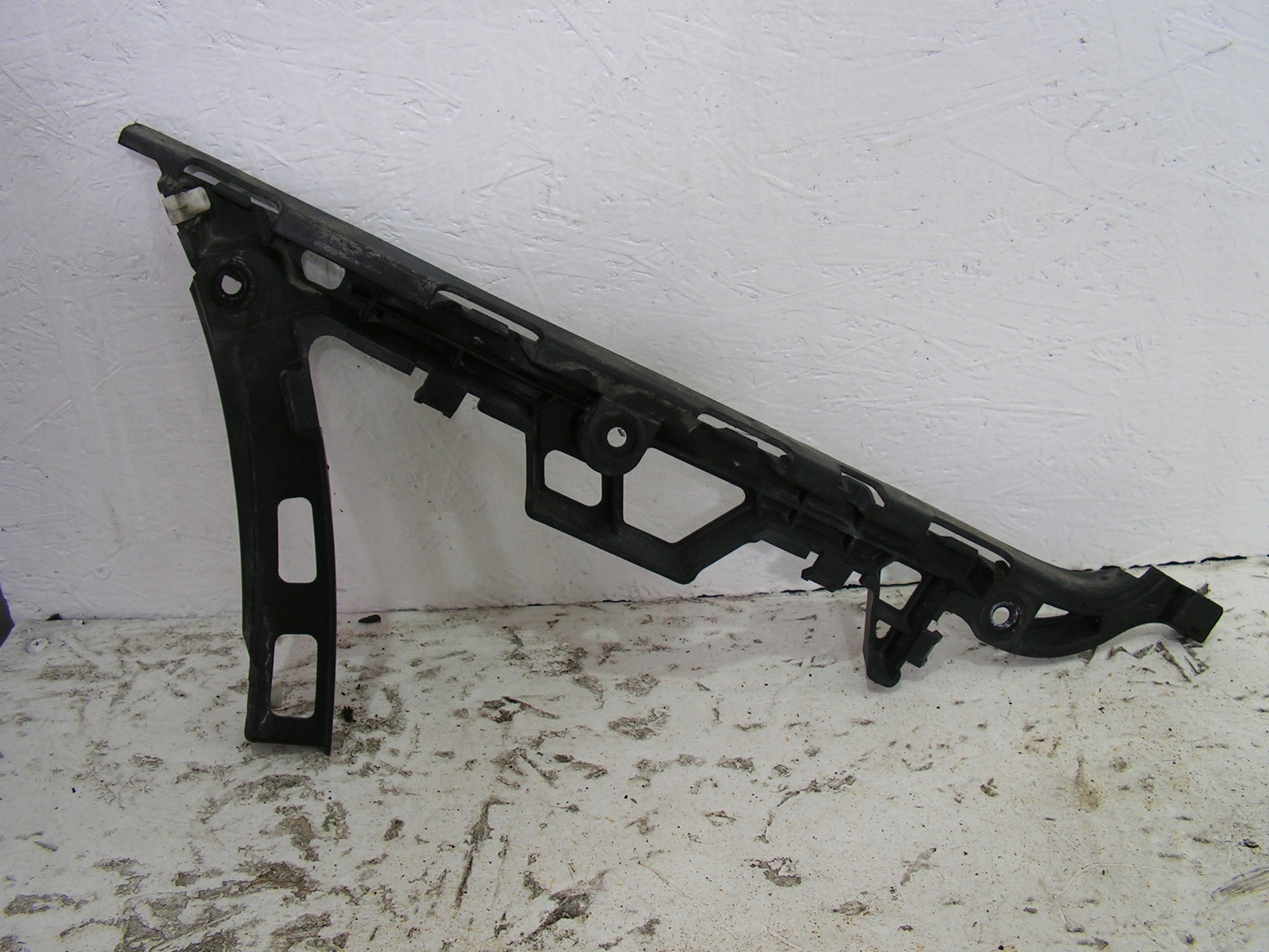 Range Rover Sport support right rear part DQN000061