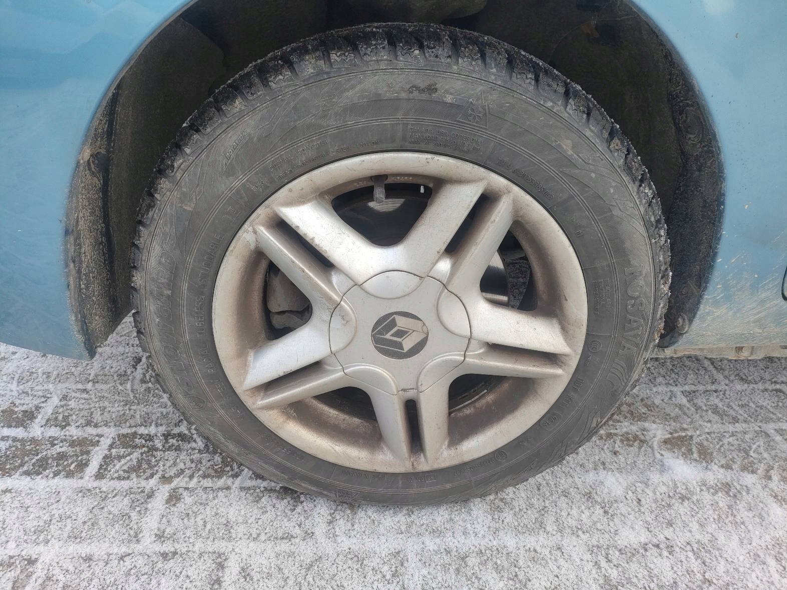 tyres + wheels 175/65 R14 2016r 4x100 60,1 RENAULT