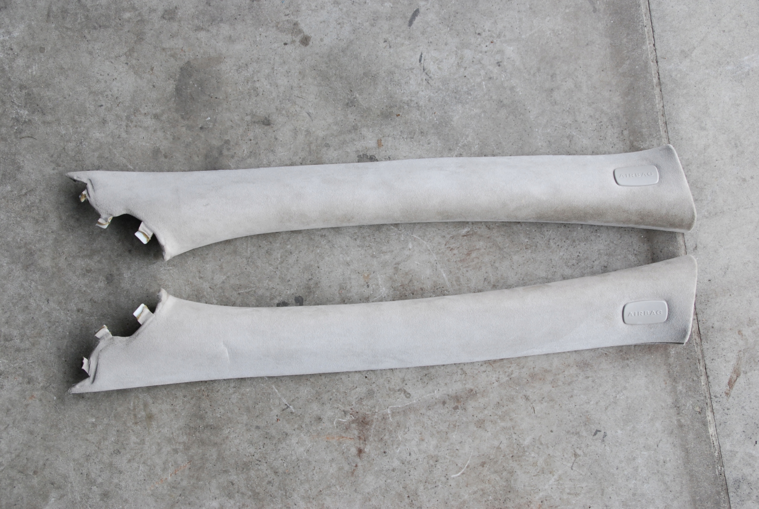 MERCEDES W221 обивка крышки стойки ALKANTARA