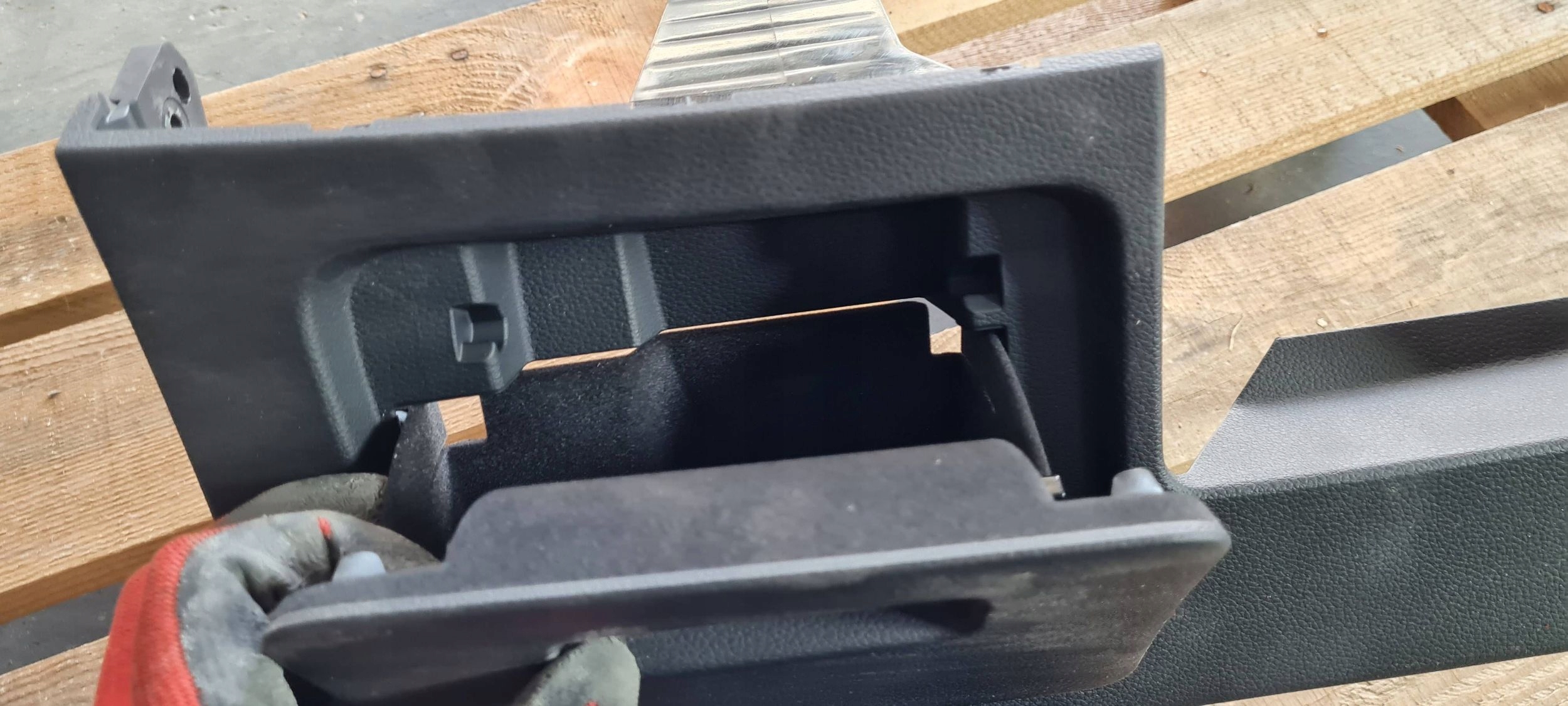 Q3 83A Gehäuse Blende Abdeckung der Lenksäule lenkrad Handschuhfach 83B880301
