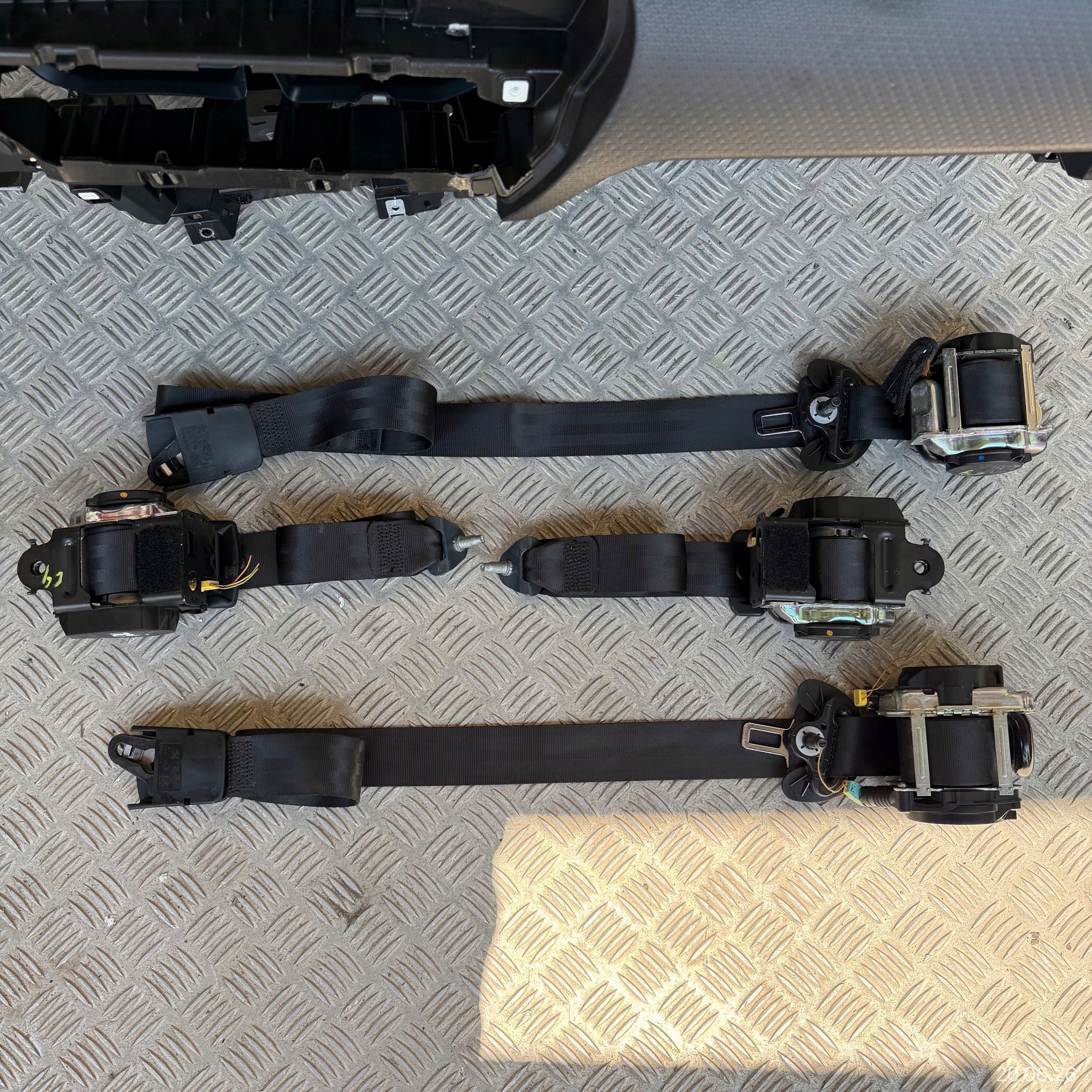 dashboard complete airbag console tension belts cockpit CITROEN C4 III 2022 ROK