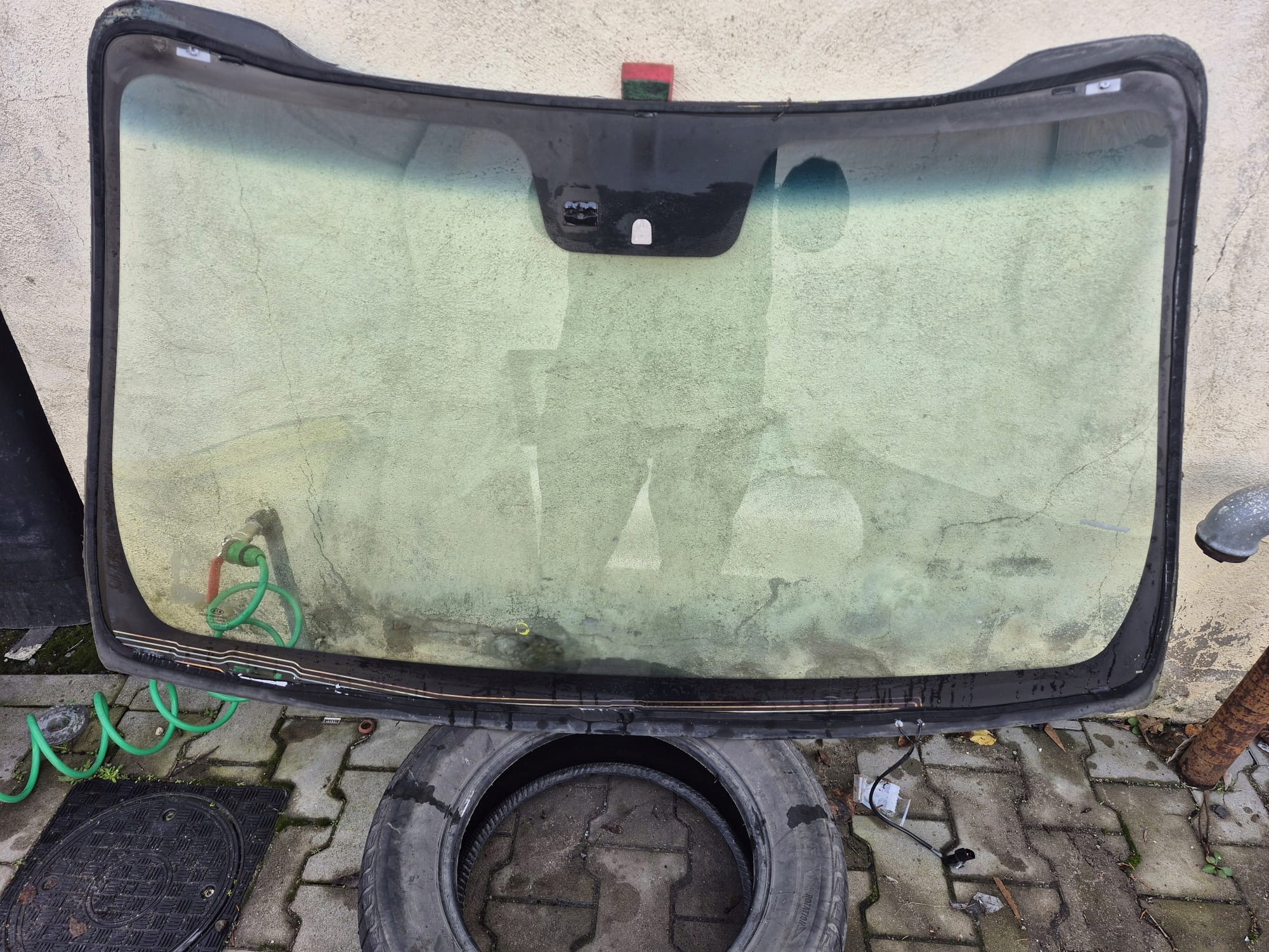 KIA SPORTAGE 3 III window iron front front SOLAR PANORAMA GRZANA