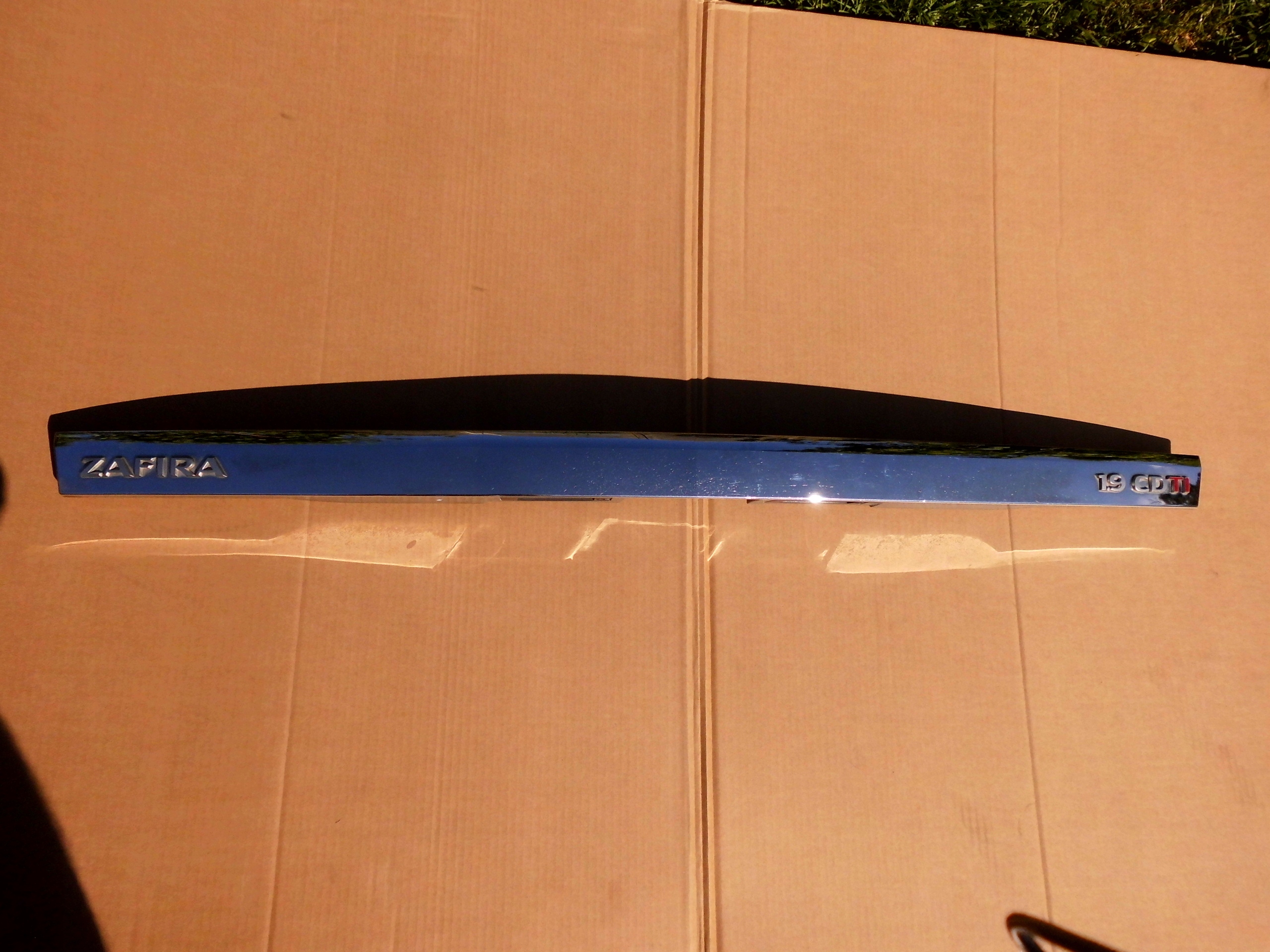 BLENDA KLAPY CHROM OPEL ZAFIRA B