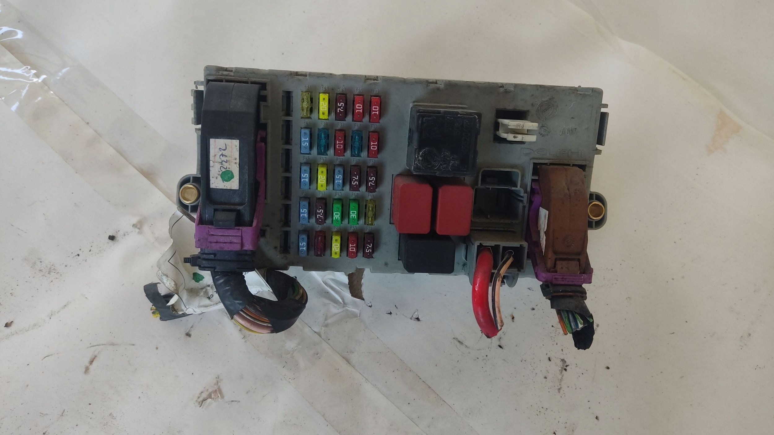 Module fusibles FIAT DOBLO 1.4 Essence