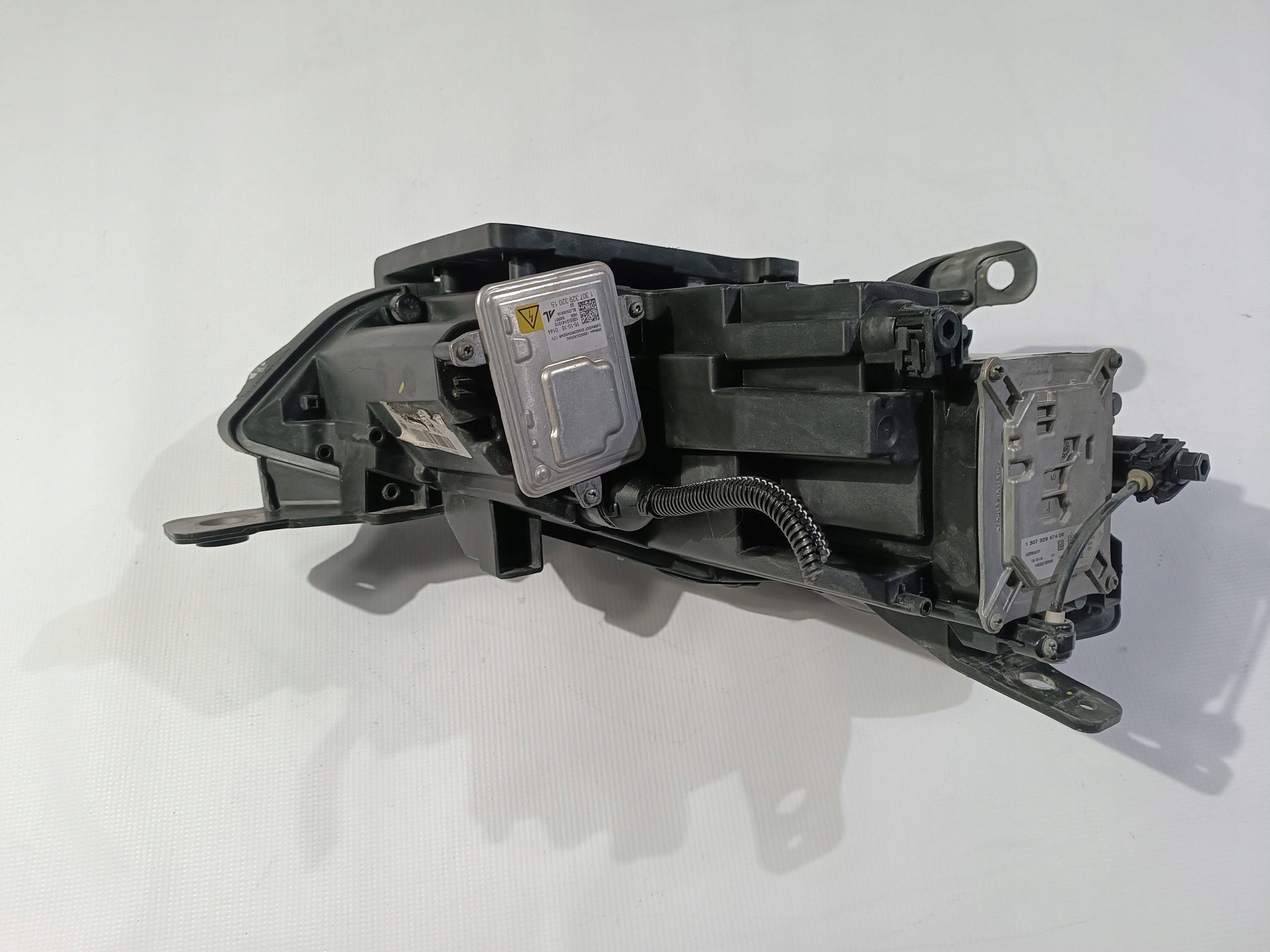 light front left reflektor left Xenon Maserati Ghibli SQ4 2013