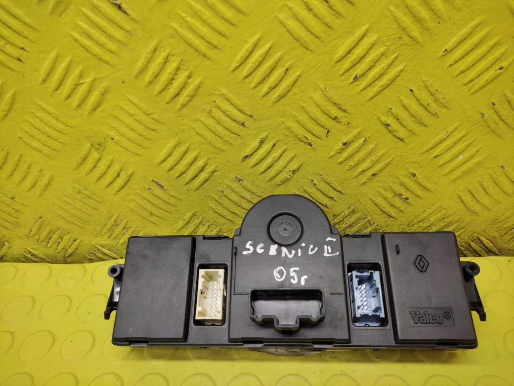 RENAULT SCENIC II PANEL klími klimatizaci 8200344841