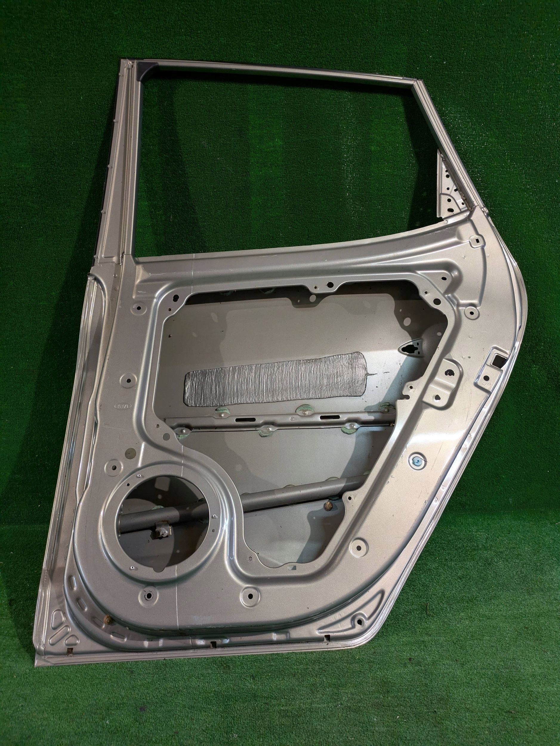 door rear. right right rear part KIA VENGA