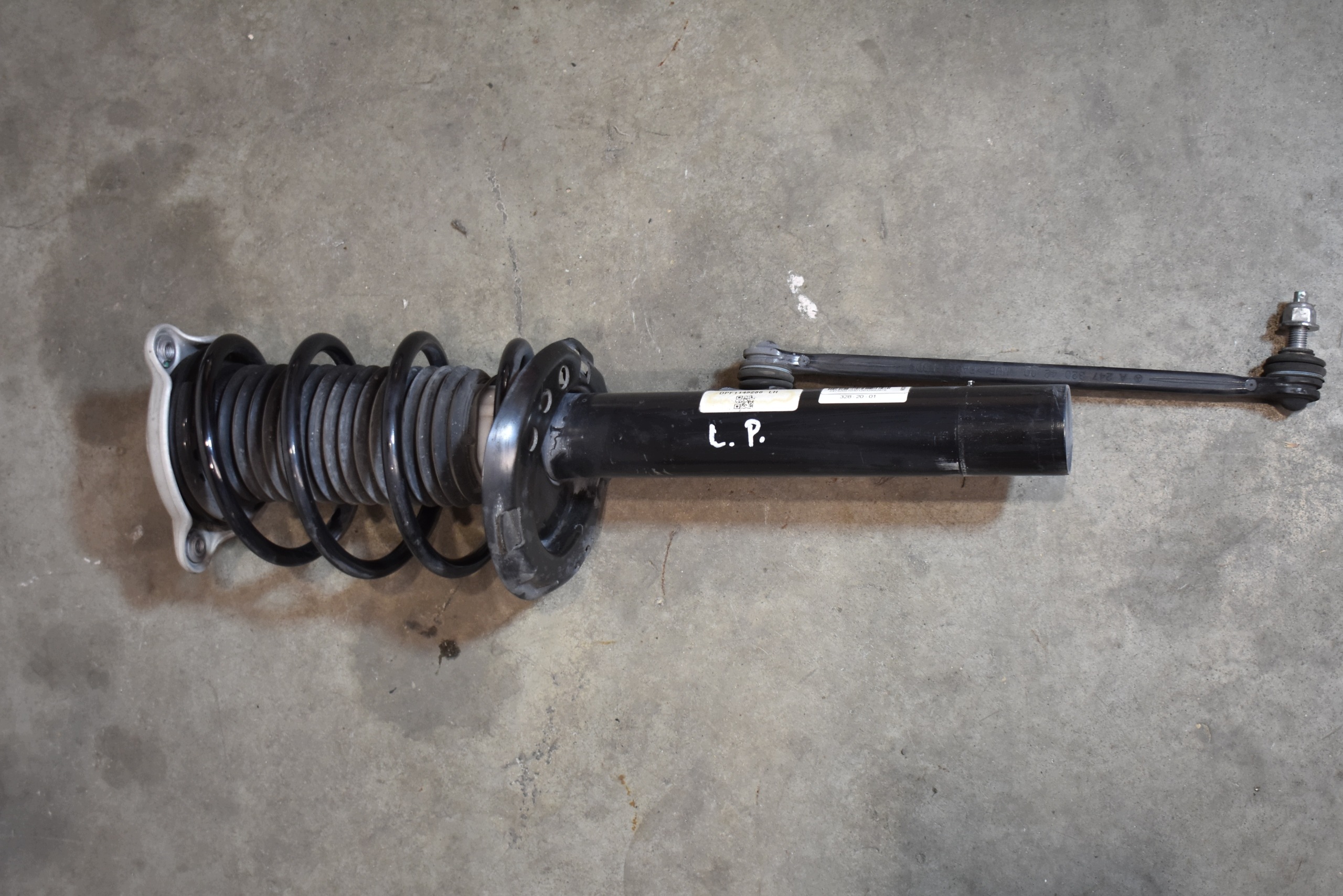 IDEALNY shock absorber front front left MERCEDES GLB X247 1