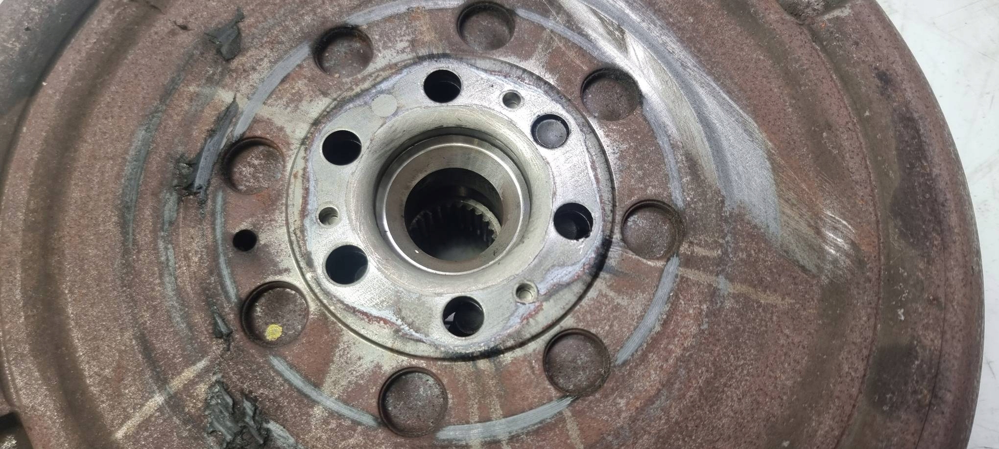 clutch 04L141015P VOLKSWAGEN CRAFTER II 7C