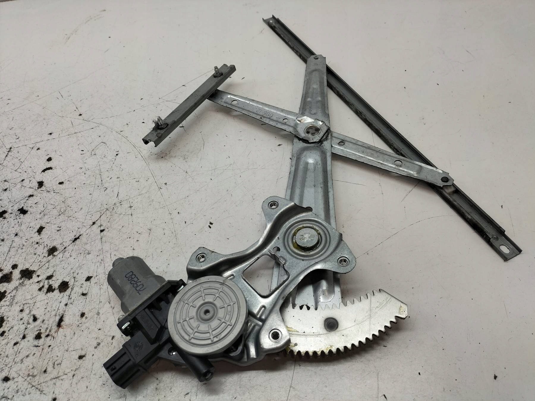 mechanism windows right front Mitsubishi ASX and (2010- )