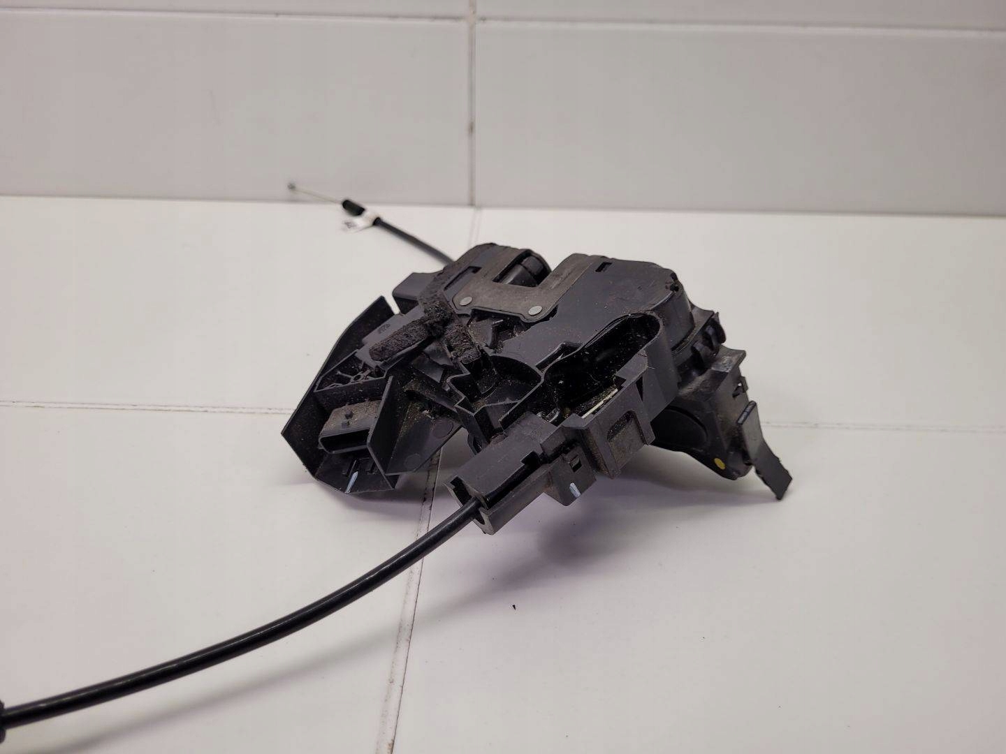 lock door front right side Renault Megane 4 2018 805020256R