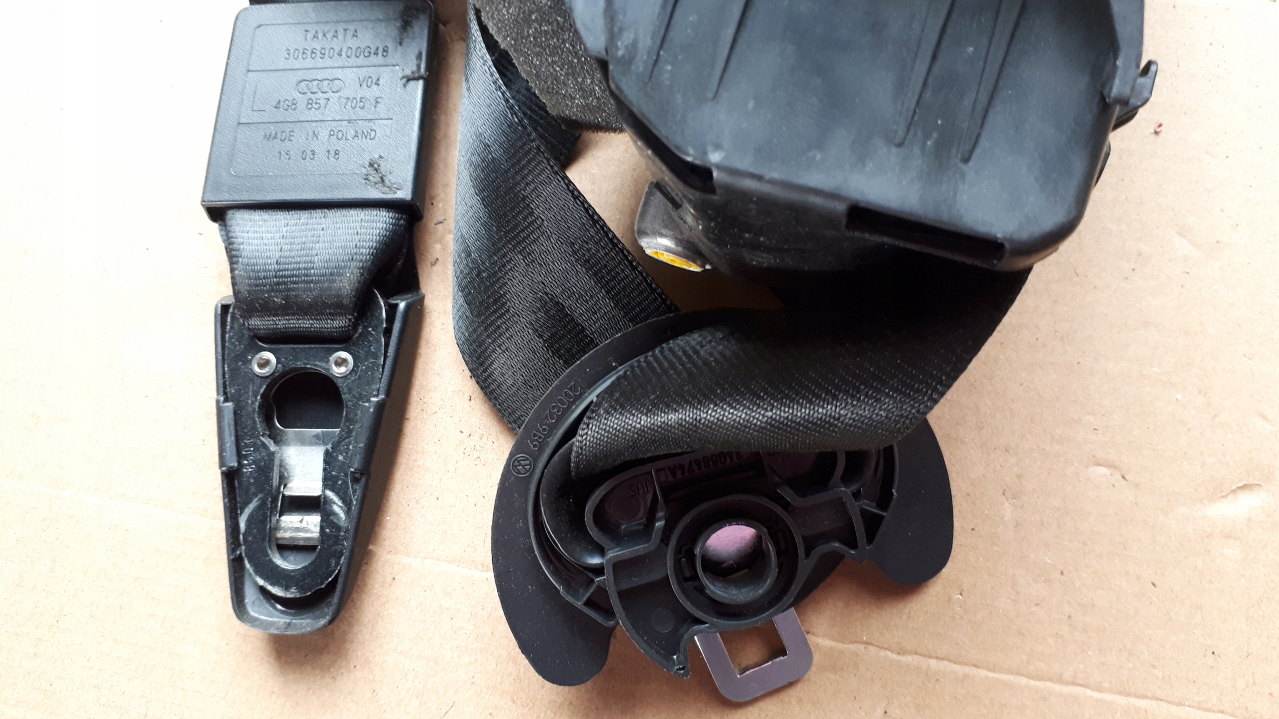 A6 C7 4G tension belt safety left front 4G8857705F