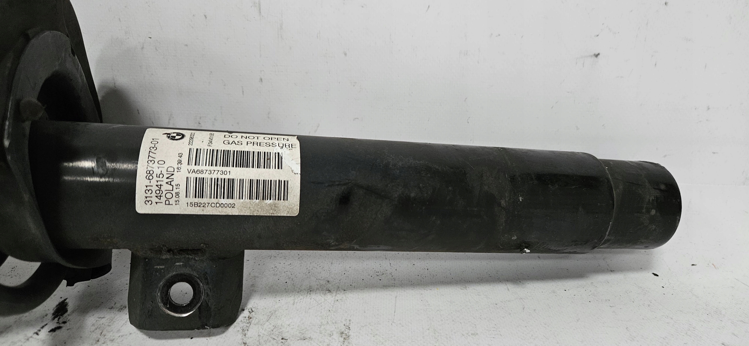 shock absorber left front BMW 3 GT F34 6873773