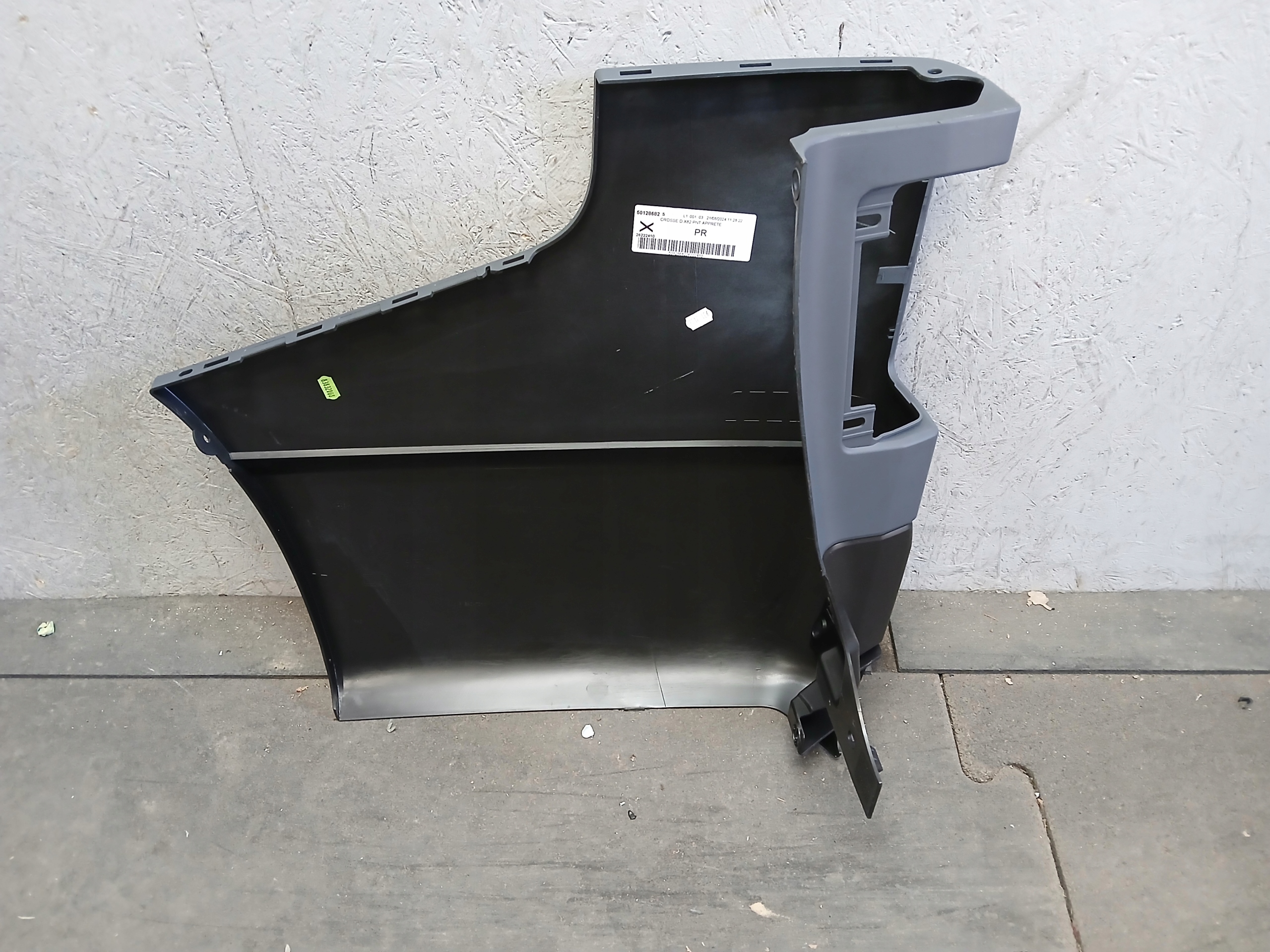 bumper rear part right corner RENAULT TRAFIC III 3 FIAT TALENTO