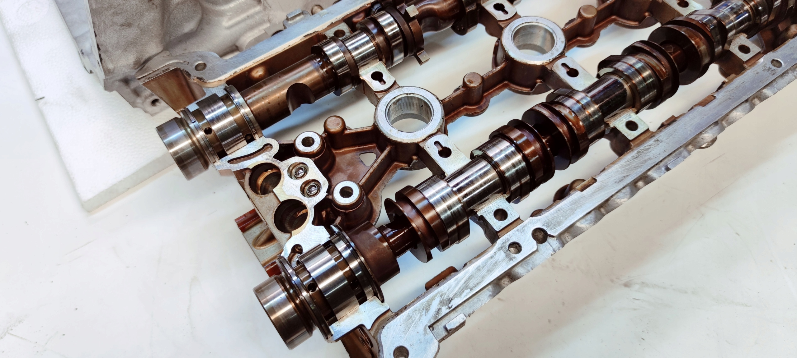 head. complete AUDI A5 A5 A6 C7 A7 2.8 3.2 FSI 06E103404A
