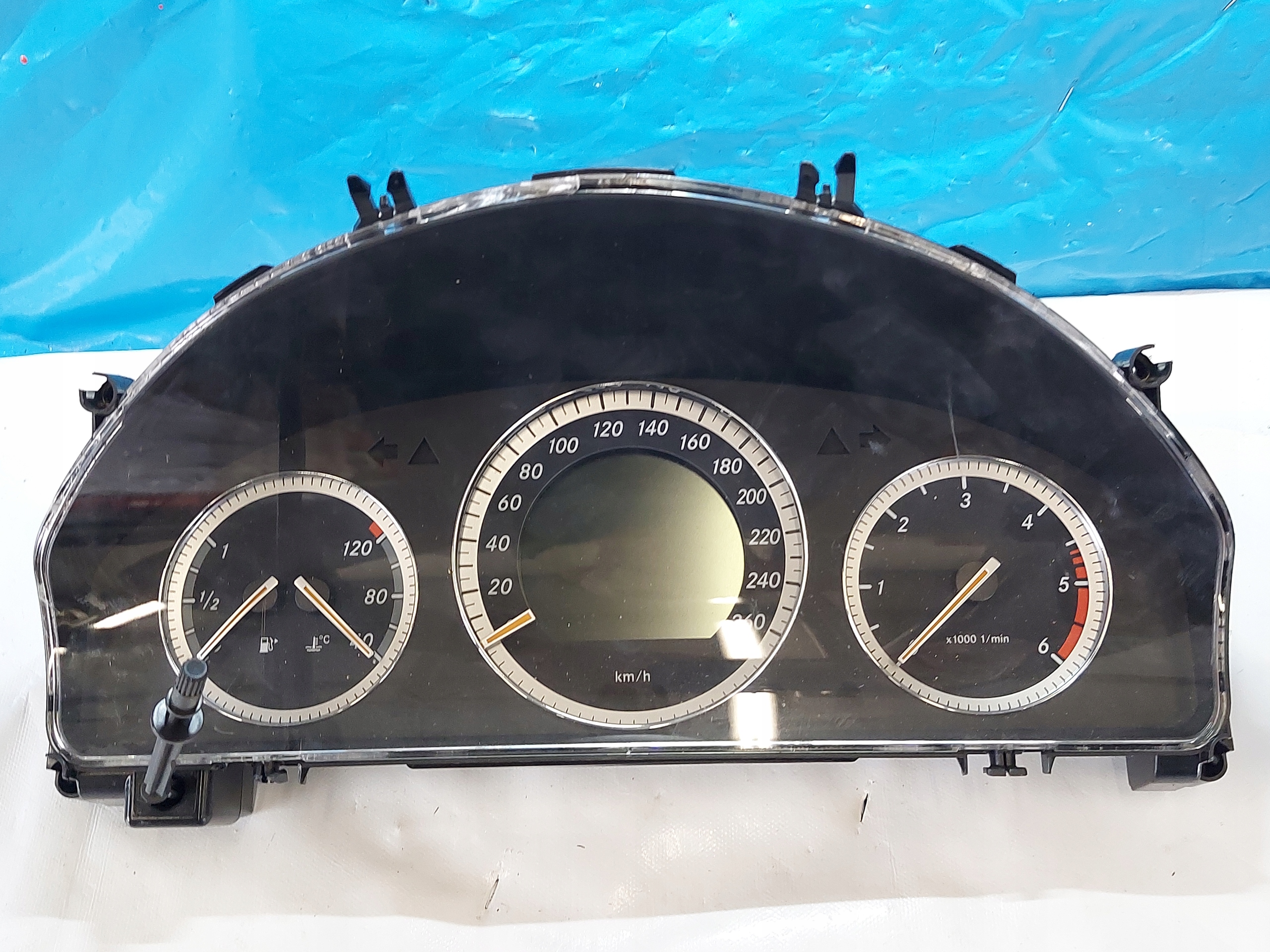 dials clock MERCEDES W204 2.2 CDI 2007r A2045403048