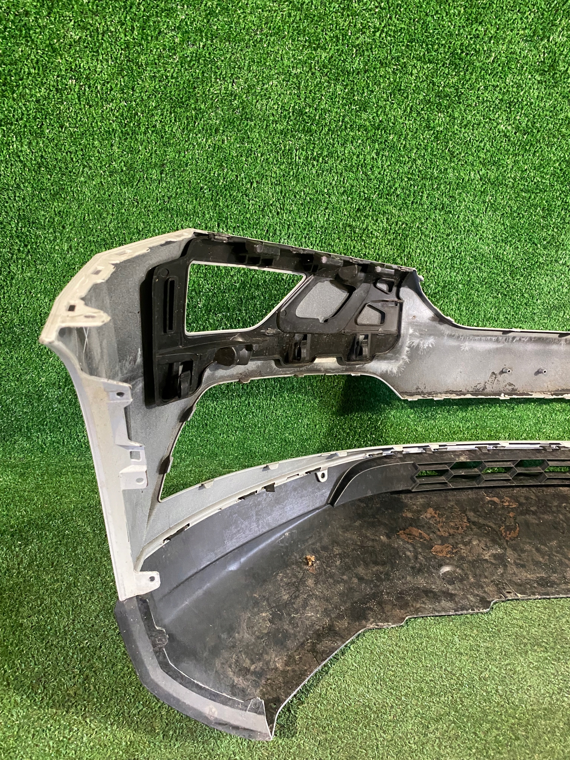 front bumper front SKODA KAROQ 16