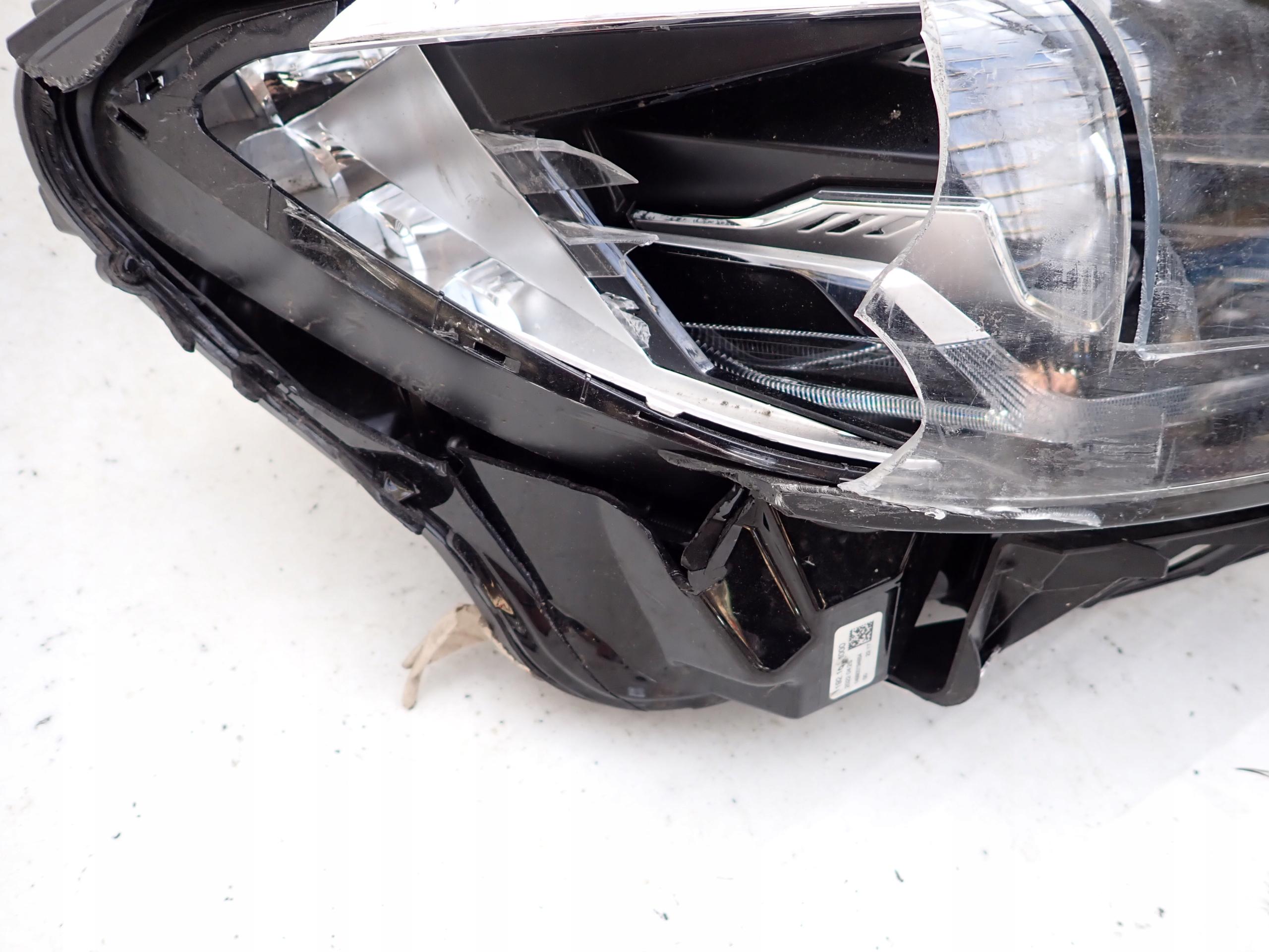 BMW 4 G22 G23 G82 20- light right front front 9851036-03