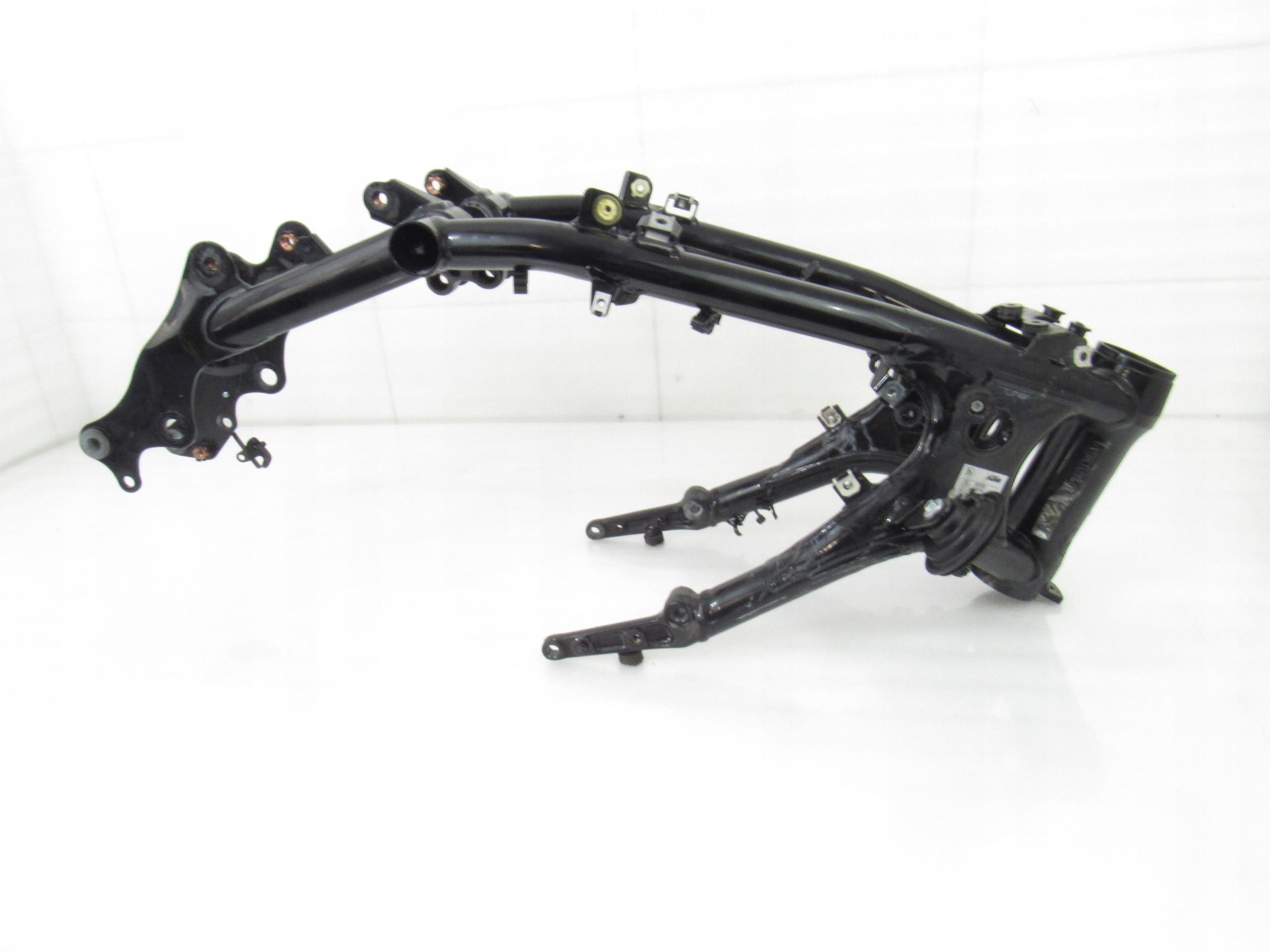 Rama + dokumentacja KTM Duke 890, 22r ABS