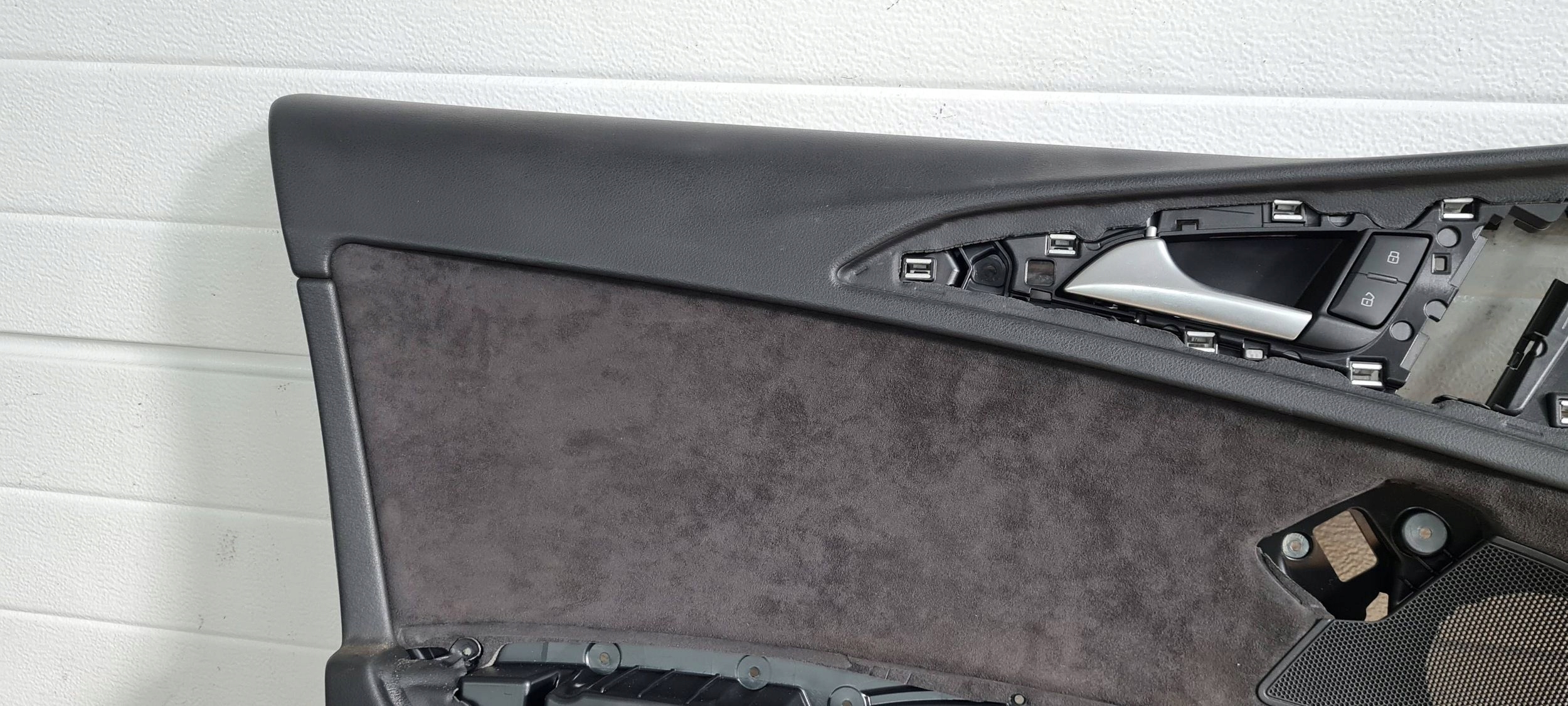 S6 C7 4G A6 LIFT side door left front ALCANTARA 4G1867103AE