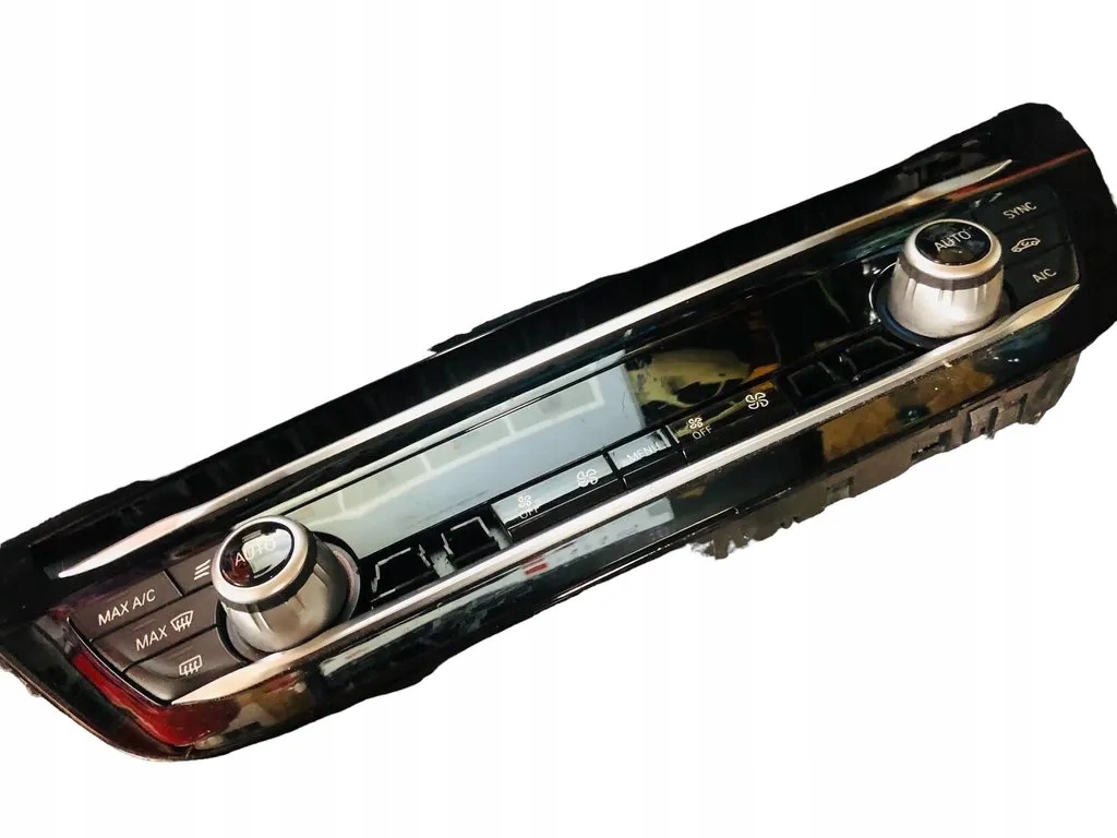 BMW 5 G30 G31 панель кондиционера 6826844