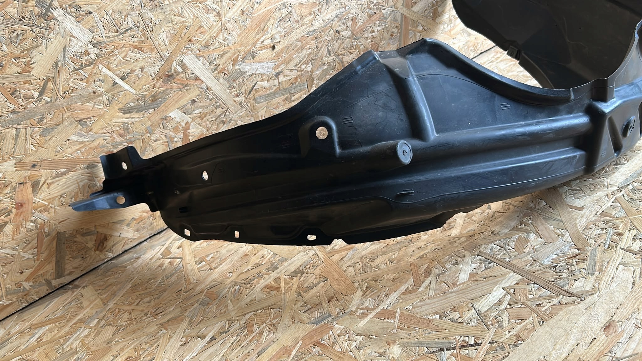 mudguard right right front front TOYOTA YARIS III 17-20