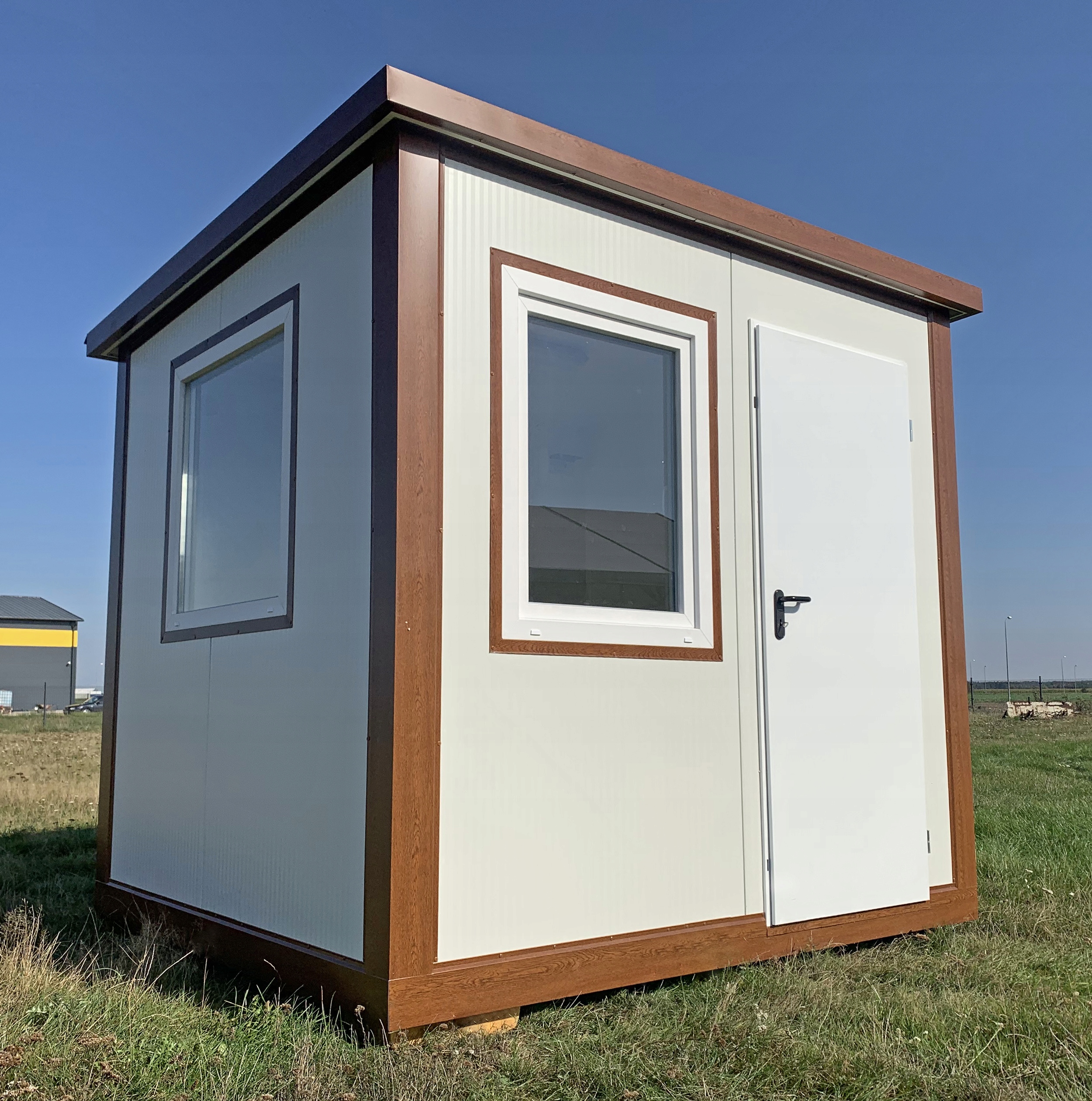 KONTENER SANITARNY STRÓŻÓWKA PORTIERNIA BUDKA KIOSK Marka inny