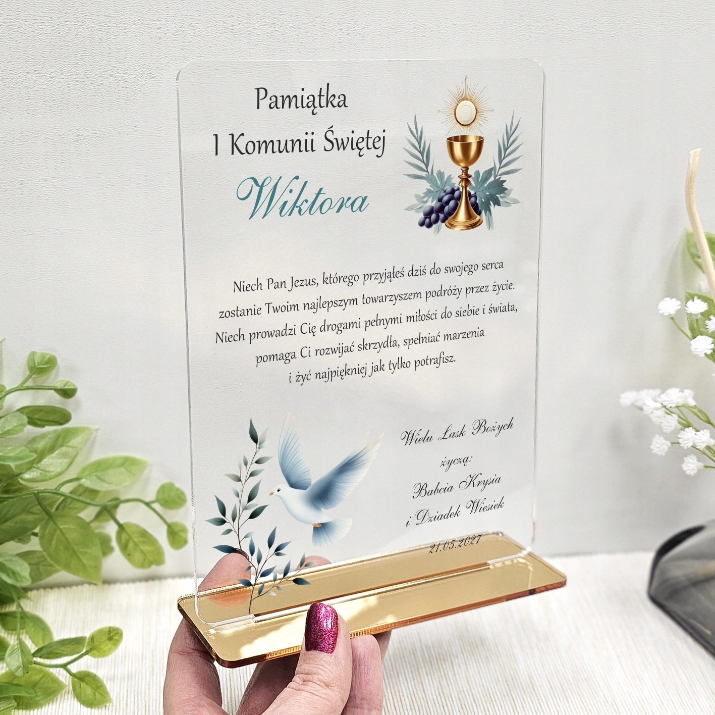 Soška společenský suvenýr dárek pro chlapce k svatému přijímání Krabička