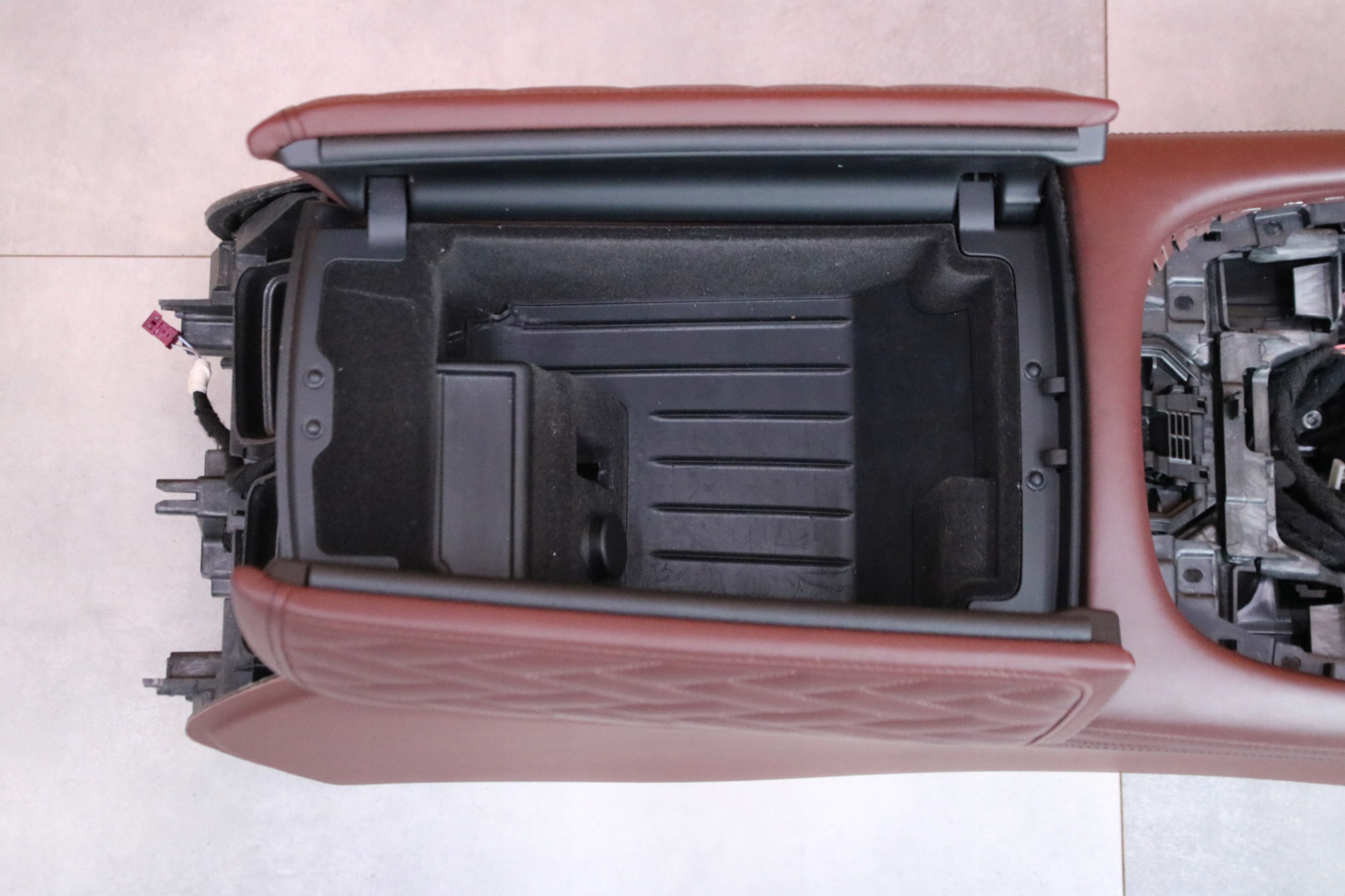 BMW 7 G11 G12 TUNEL central armrest AMARONE leather 7989899