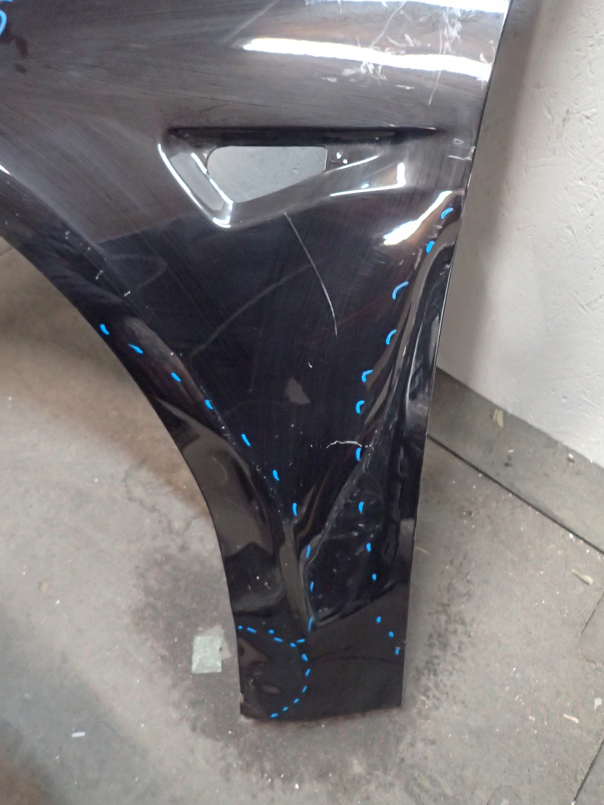 blatník předek levý TESLA III 3