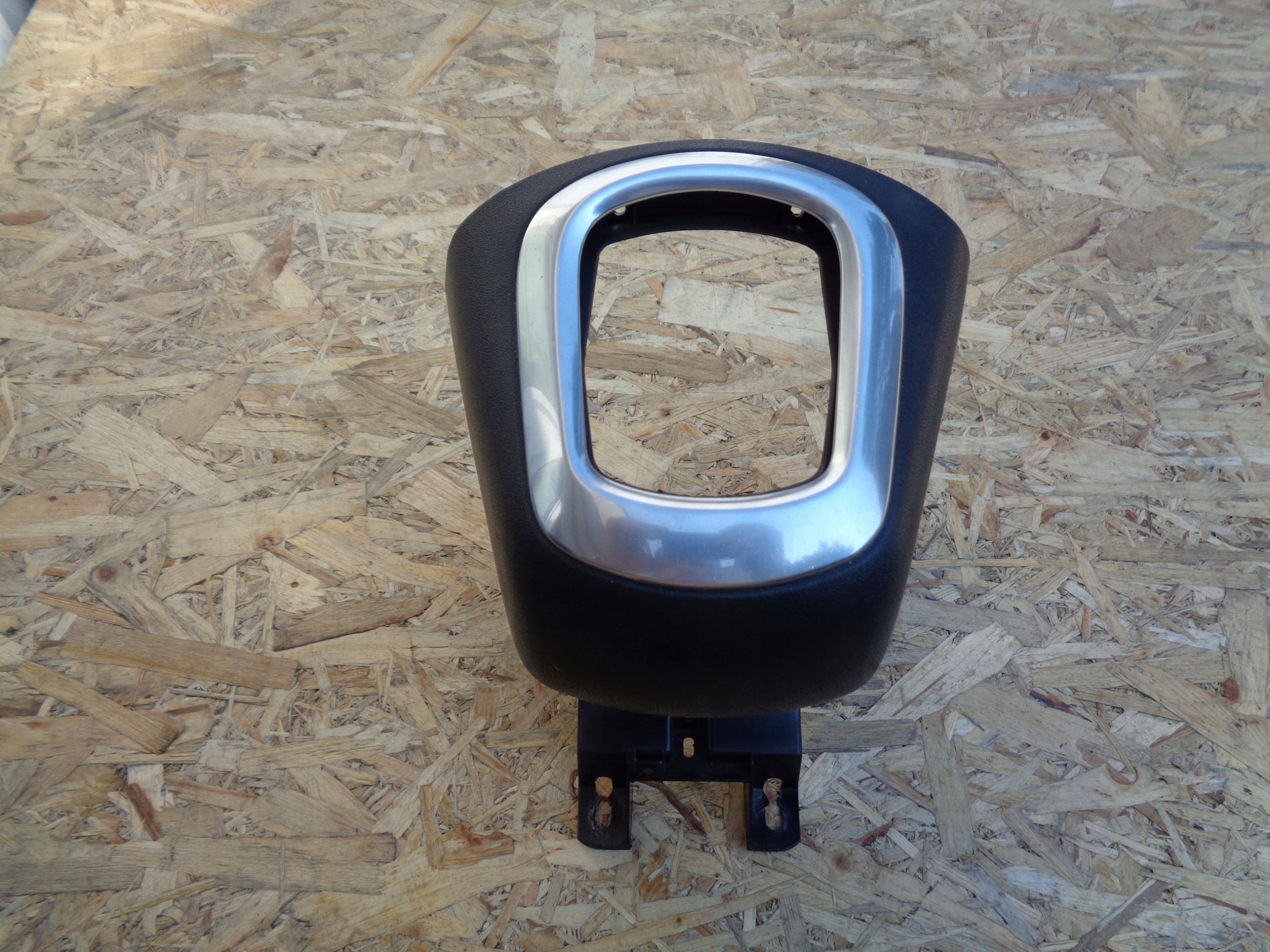 Citroen C3 picasso tunel obudowa lewarka biegów