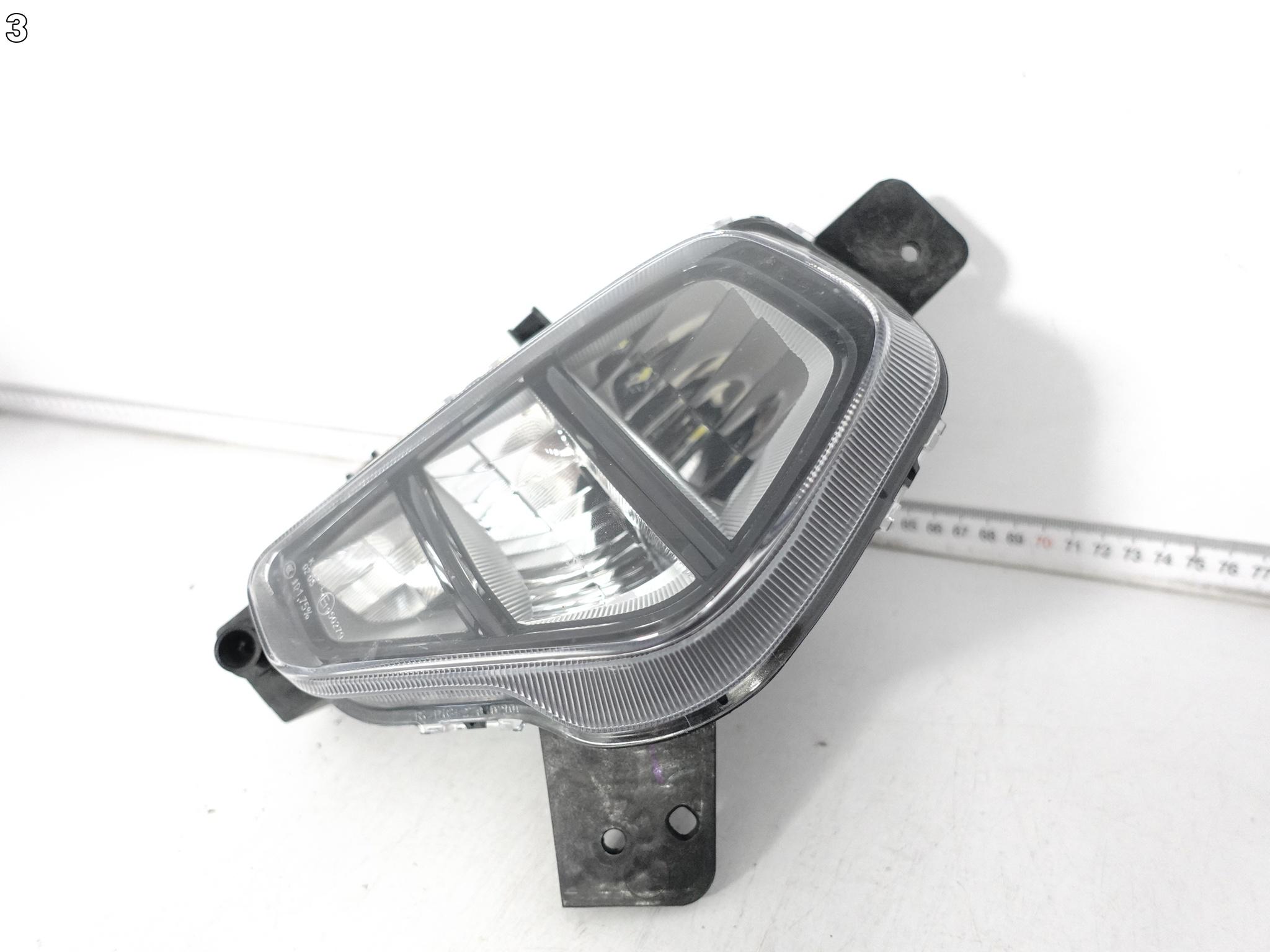 VW TAIGO 2G7 21- light fog light LED DRL right W bumper front