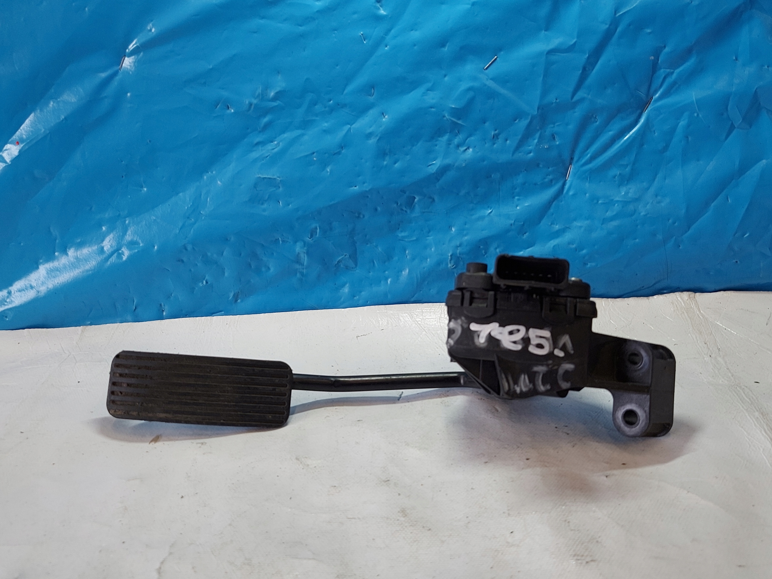 Gaspedal VECTRA C 2.2 DTI 9186727CH