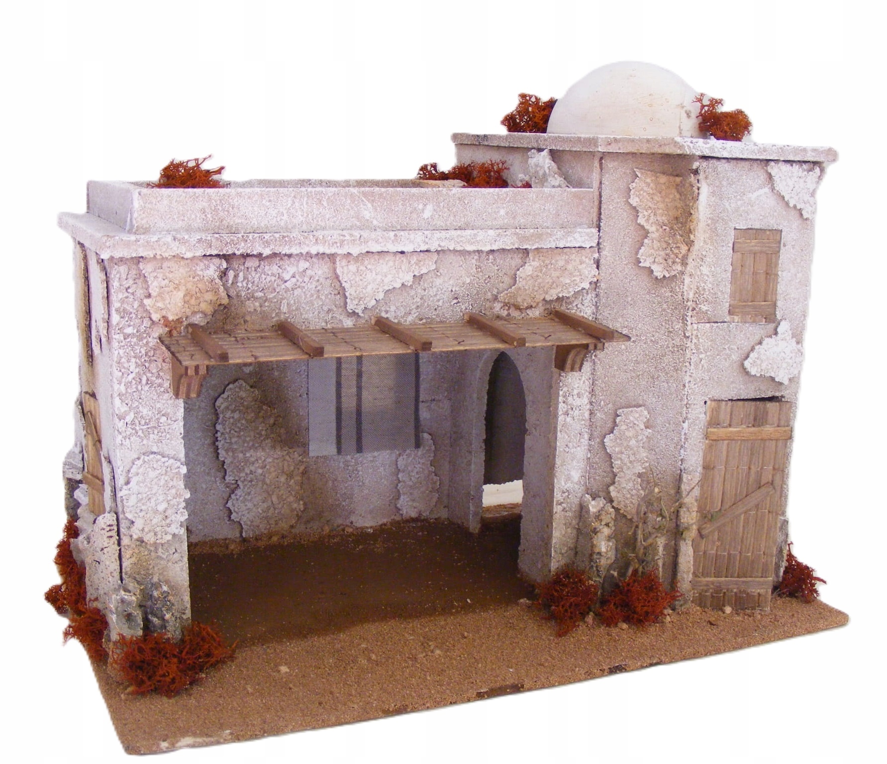 Domček s veľkou bránou do betlehemov – vysoký 31 cm pre postavy s výškou 12 cm