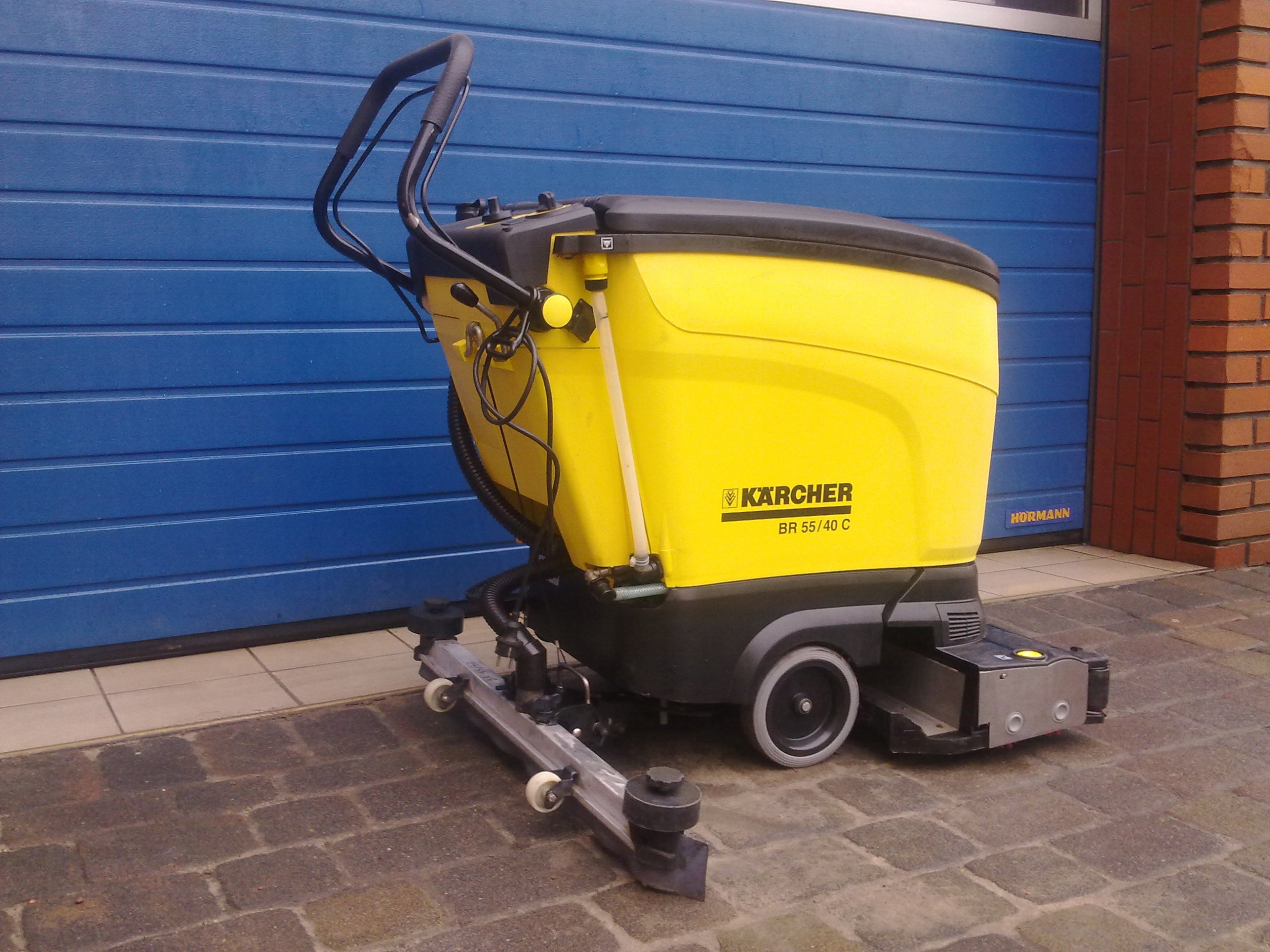 SZOROWARKA KARCHER BR 55/40 C / 5500 netto Producent Carcommerce