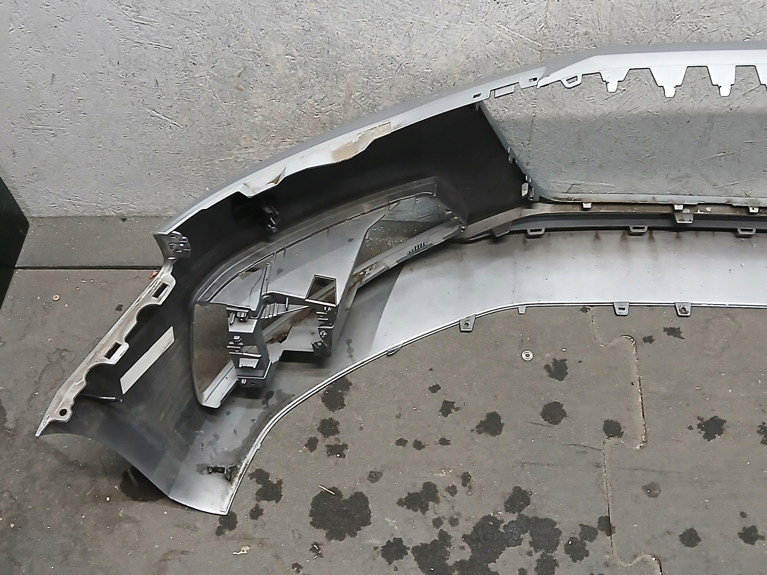 bumper front AUDI A4 B9 8W LIFT