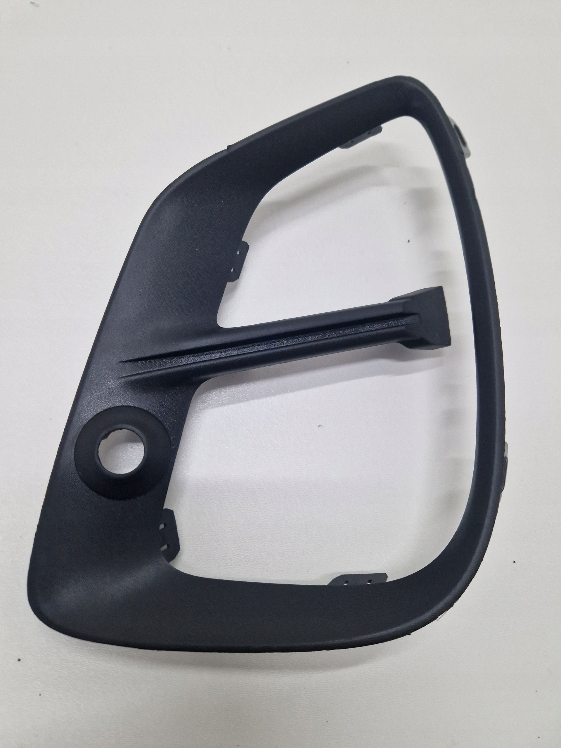 RENAULT CAPTUR II OSŁONA HALOGENU PRAWA