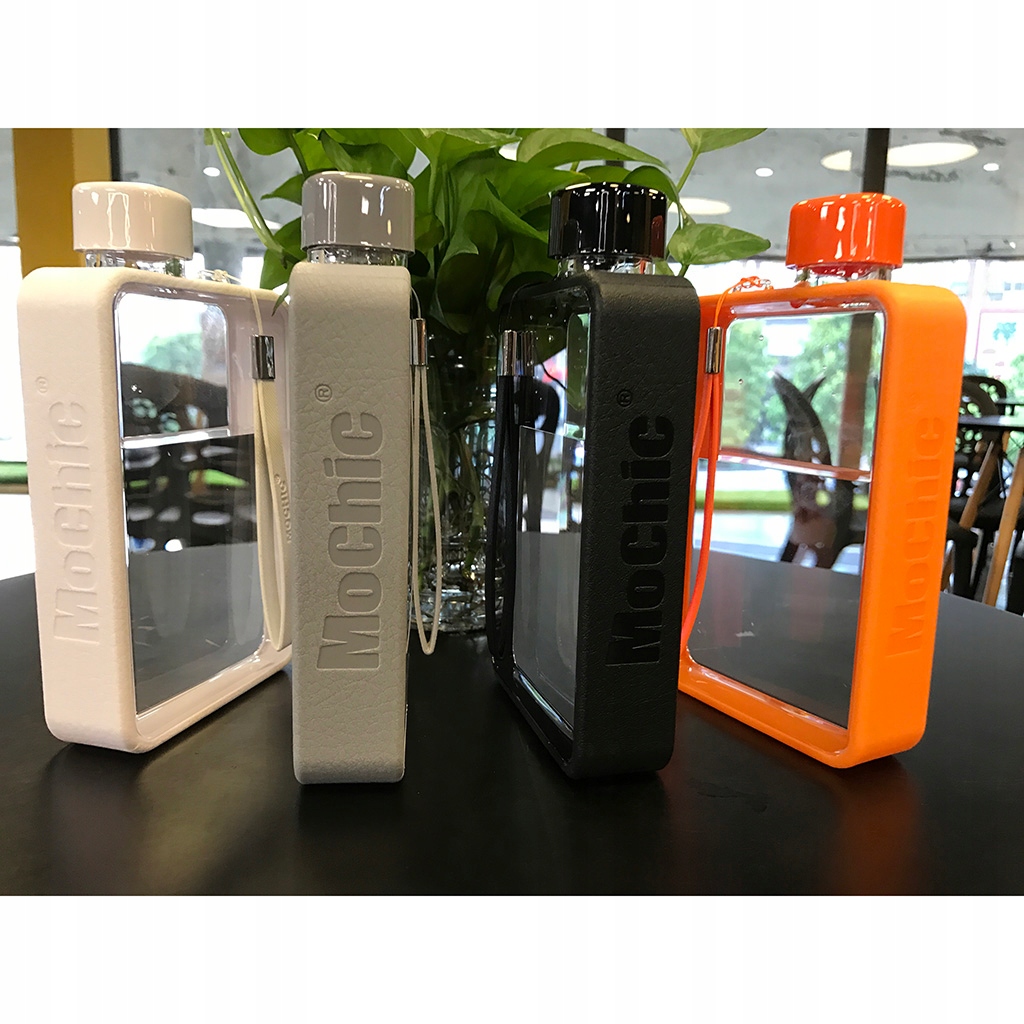 Butelka z przezroczystą ą, butelka Marka bez marki