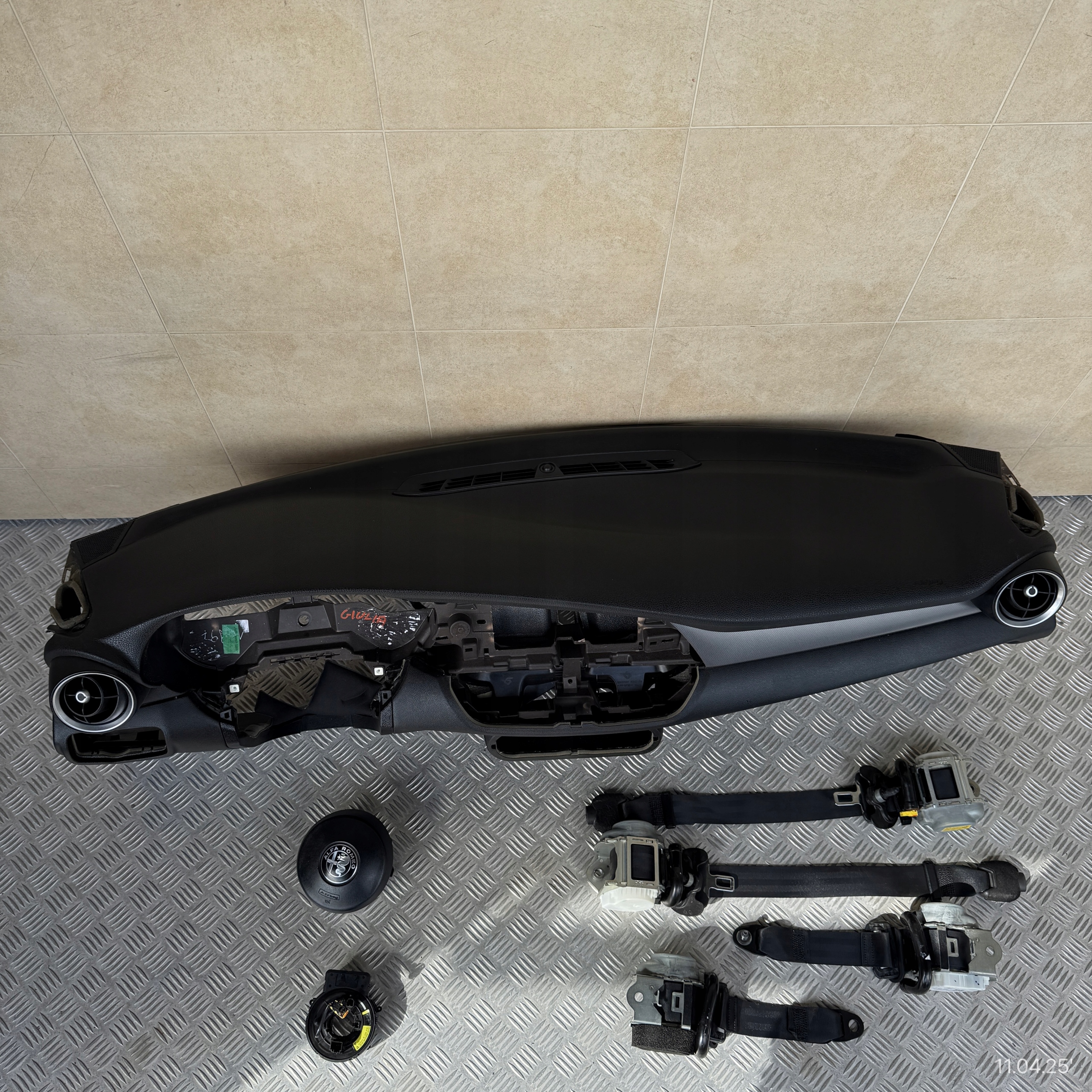 dashboard complete airbag console tension belts cockpit ALFA ROMEO GIULIA 2016 ROK