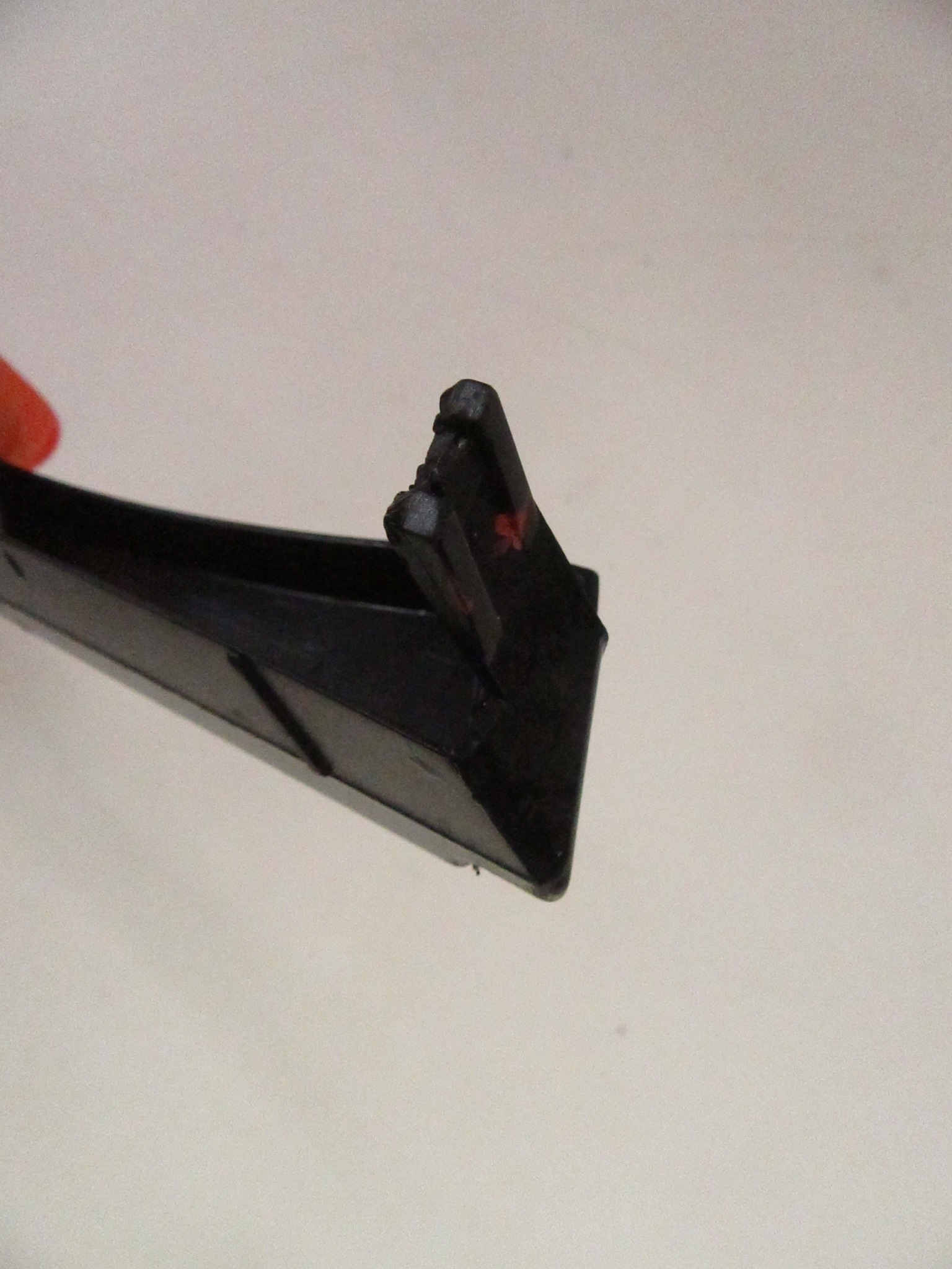 moulding below lampe brewka left left front BMW e46 LCI LIFT sedan KOMBI
