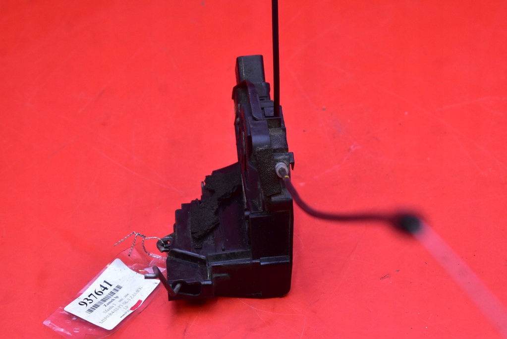 lock door left front front EU 3N6A-A21813-K MAZDA 3 1 and BK 5D HB 03-06