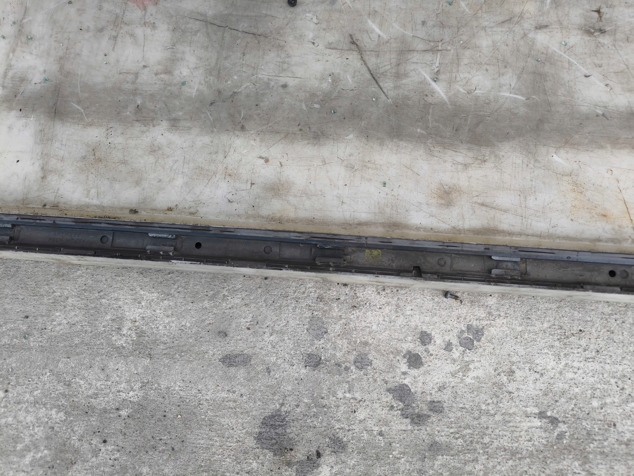 moulding threshold left AUDI A4 B8 S LINE 8K0854931A LX7W original !!!
