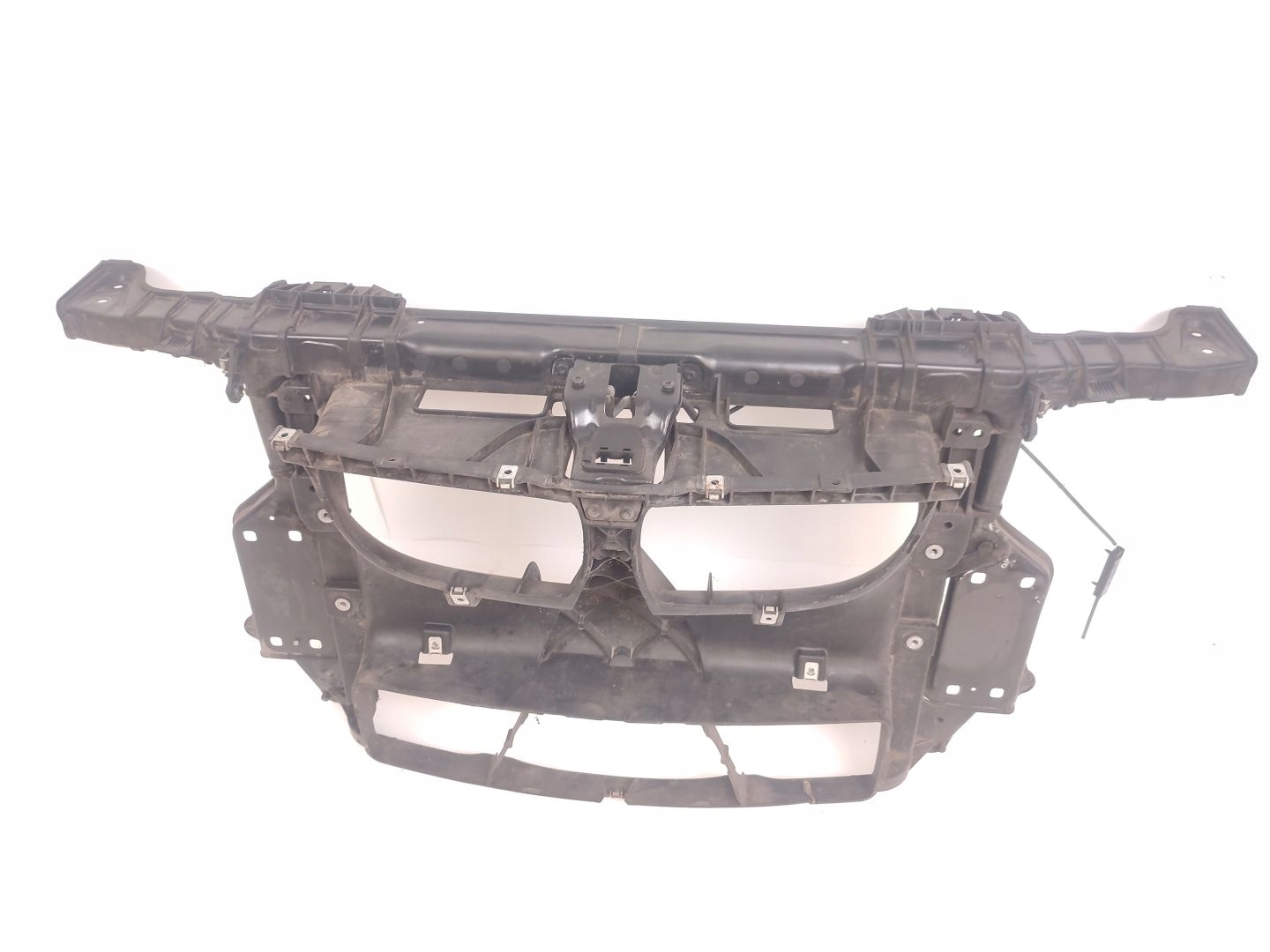 PAS PRZEDNI WZMOCNIENIE CZOŁOWE BMW E81 (2007-2011)