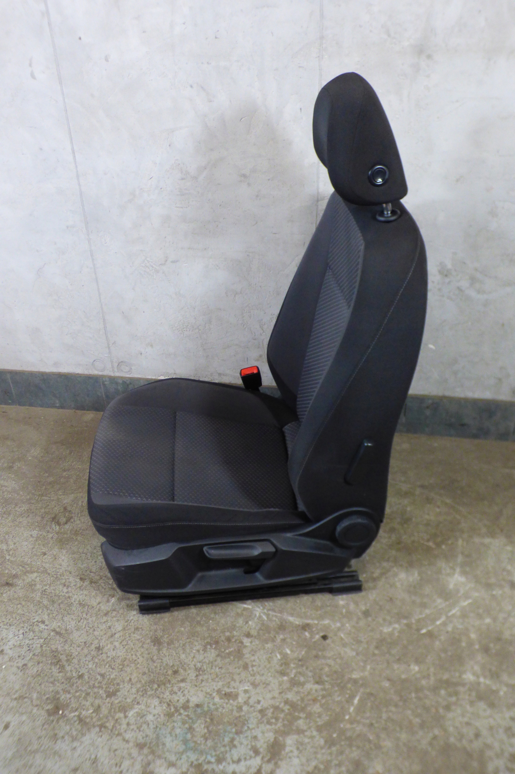 seat left driver´s airbag stbdb VOLKSWAGEN PASSAT B8 LIFT