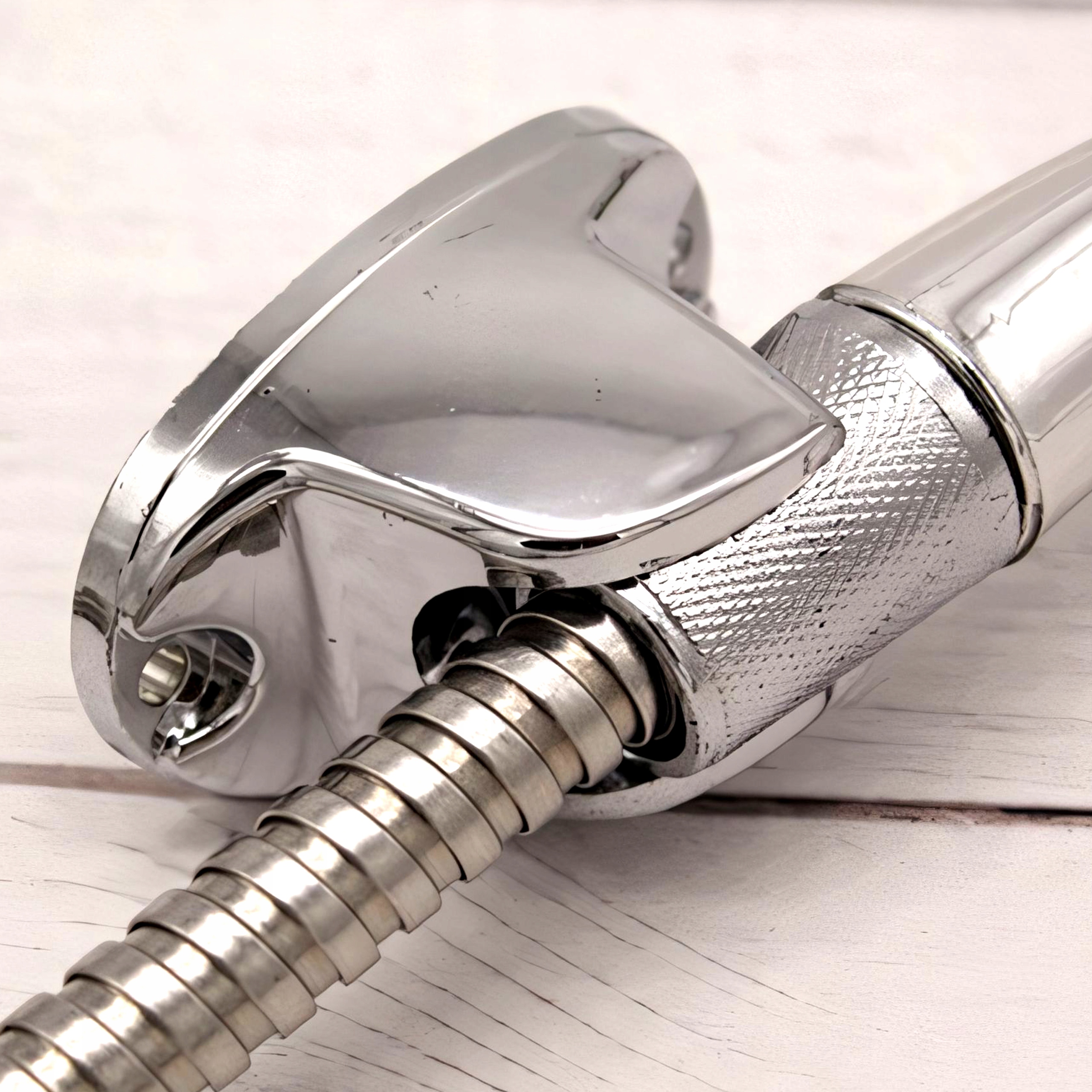 SŁUCHAWKA PRYSZNICOWA Z WĘŻEM UCHWYT WĄŻ OSZCZĘDNA ZESTAW PRYSZNICOWY Typ inny