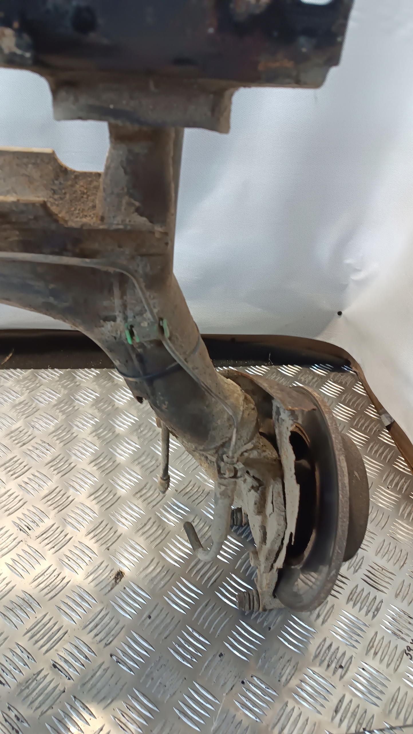 Achsträger hinten AUDI 80