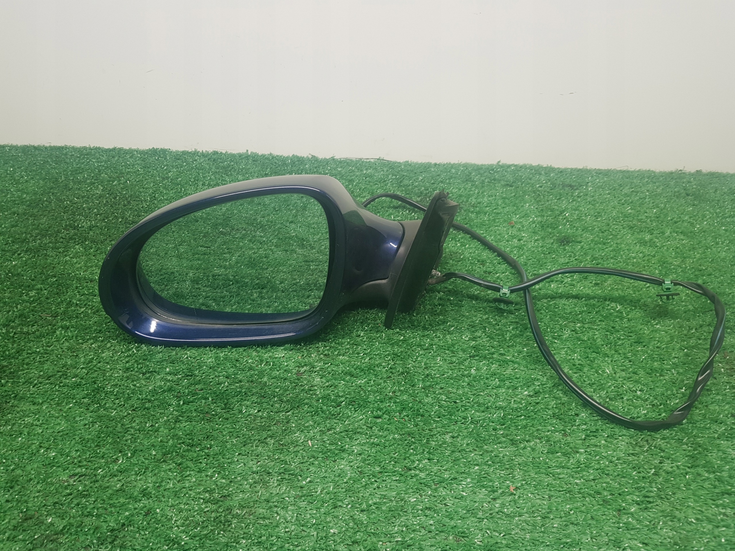 mirror left electrics VOLKSWAGEN PASSAT B6 6 PIN 3C0857933