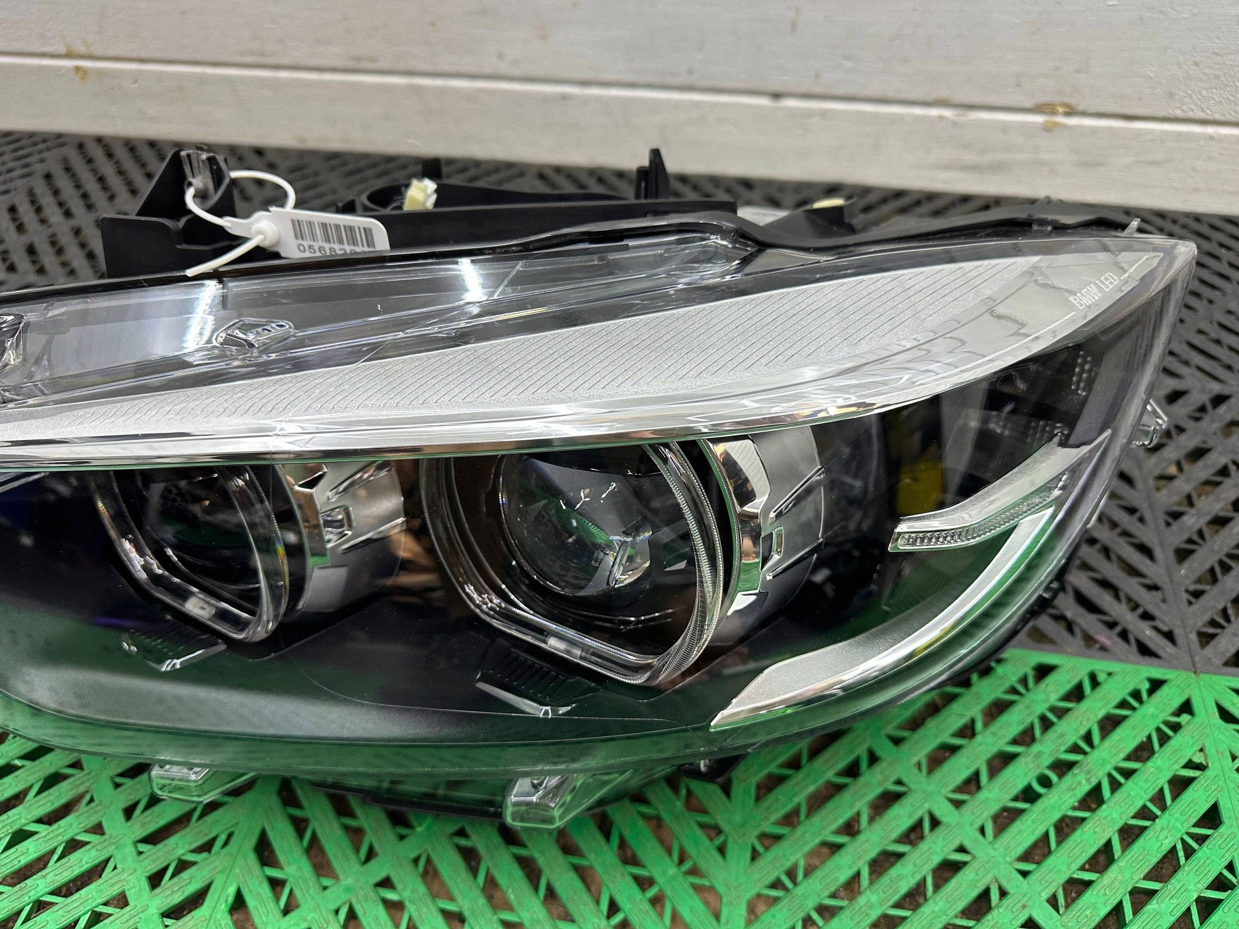 light front side left BMW 4 F32 F33 LCI 8738699