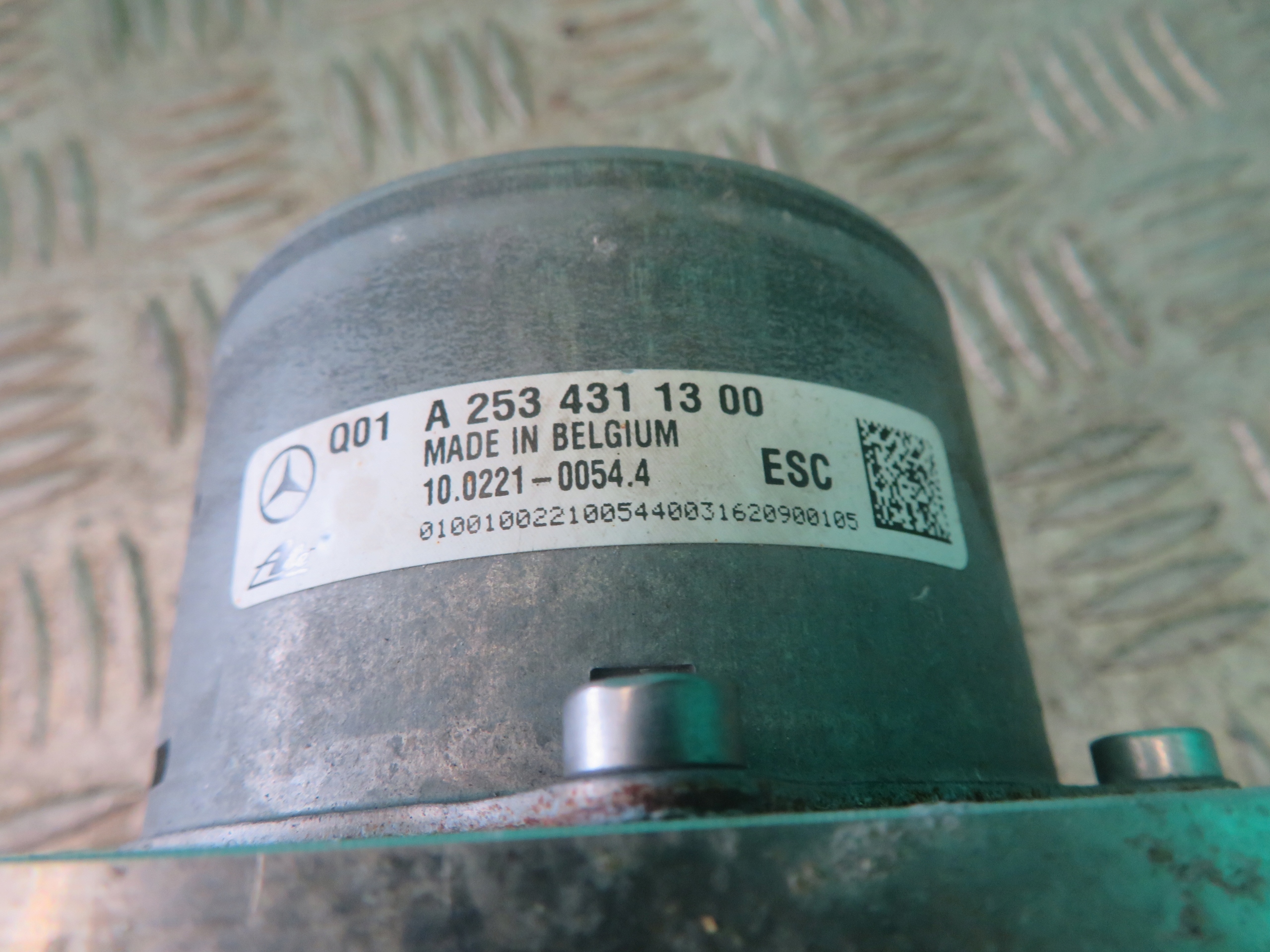 pump ABS MERCEDES W205 C KLASA 17R